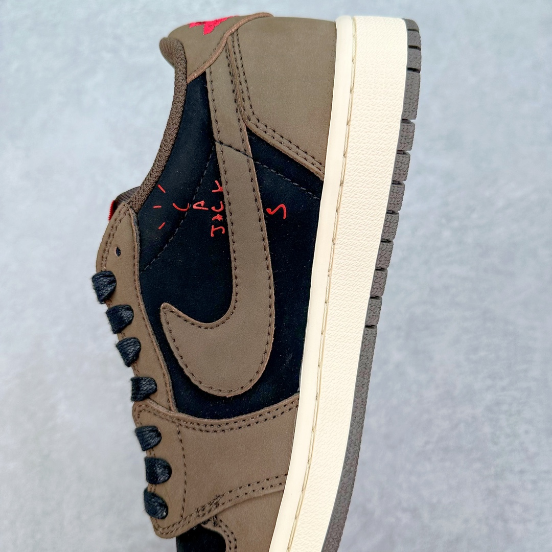 图片[7]-💰140 ＃福利特价‼Travis Scott x Air Jordan AJ1 Low TS联名倒钩低帮系列 毫无疑问市场中端王者 耗时半年巨作 全套原纸板楦头开发 确保原汁原味 完美呈现倒钩版型 原档案转印油墨一体 一码一磨具拒绝假半码 此版本只针对中端市场 皮料材质有所更替 其他数据细节工艺流程均保持一致 绝不口嗨 细节品控鞋型随意秒杀市面3XX 4XX 原盒原配 外盒透明胶套 内侧字体 工整带凹凸感 原厂拉帮工艺 针距密度一致 后跟弧度收口自然不对折 极致一眼正品既视感 进口玻璃冲刀皮料裁剪零毛边 承诺百分百一致原鞋 全鞋电脑针车工艺 进口港宝加持 后跟自然饱满 全鞋荧光划线卡点 追求极致完美 每一双都是工艺品 多重QC质检 超越公司货的品控标准 实实在在的免检产品 SIZE：36 36.5 37.5 38 38.5 39 40 40.5 41 42 42.5 43 44 44.5 45 46 47.5 编码：Nby2936010-运动鞋