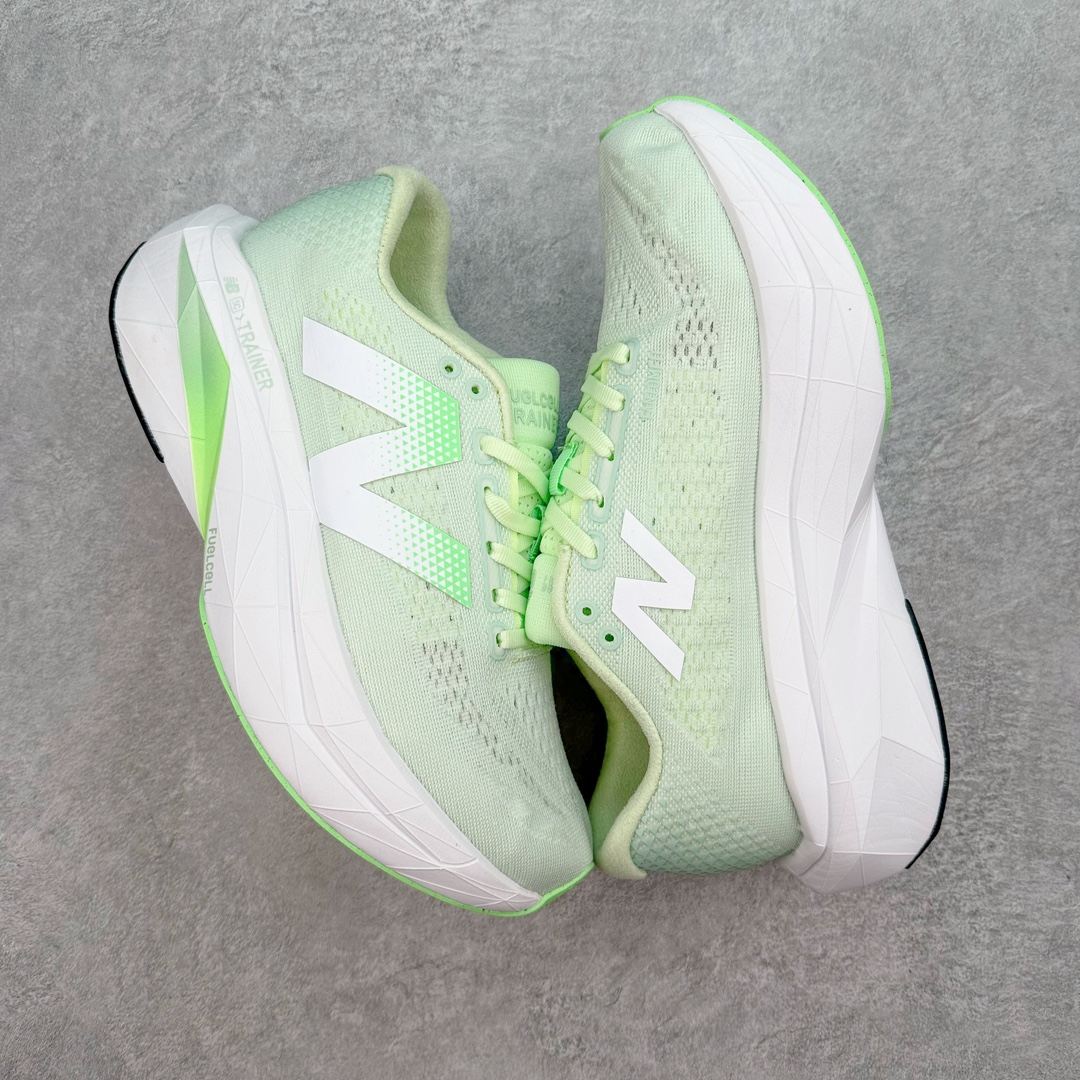 图片[3]-＃C版 NEW BALANCE Rebel FuelCell Rebel V3 SuperComp Elite 精英版内置碳板 舒适时尚织物减震耐磨低帮马拉松轻量化跑步鞋 NB新百伦于 2019 年夏天首次发布了 Rebel 在制鞋业仍在向强调能量回报的弹力泡沫转变的时候 Rebel 确实是一个叛逆者 快进到 2024 年 Rebel v4 承诺通过重新配制的中底化合物和更高的堆叠高度提供更轻、更有弹性的跑步体验 就像New Balance SC Elite v4一样 Rebel v4 提供了完全重新设计的中底化合物 最新的混合物将 New Balance 专有的 FuelCell 泡沫（TPU 和 EVA 的混合物）与 PEBA 泡沫相结合 带来更弹跳的跑步体验 PEBA是一种超轻 高性能的泡沫 通常出现在镀碳超级鞋中 New Balance Rebel v4、ASICS Novablast 4和Brooks Hyperion Max都是精力充沛的无电镀运动鞋 在速度锻炼和快节奏中大放异彩 这三款鞋都依靠它们的中底泡沫和轻微的摇杆形状来创造一种向前滚动的感觉 而且虽然这些鞋子在堆叠高度和重量方面各不相同 但它们提供了相似的软硬比例 有足够的流行力来加快步伐 尺码：36 37 37.5 38 38.5 39.5 40 40.5 41.5 42 42.5 43 44 45-选品中心