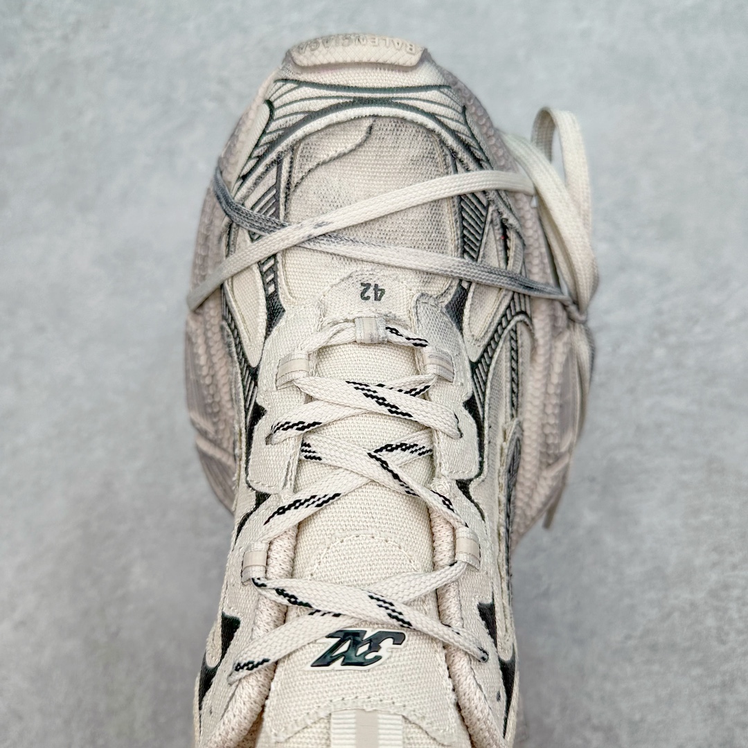 图片[4]-＃TG版 福利特价 BALENCIAGA 3XL Sneakers 巴黎世家十代网布系带低帮走秀复古老爹鞋 配套套现全码福利开炸 长期补货价格一步到位 市场中端王者 欢迎对比 实力大厂成熟流水线出品 品控完美 免检产品 新配色陆续开发 全套原纸板楦头开发 完美版型 鞋头边缘和后帮徽标 鞋面和后跟凸印尺码 鞋舌 3XL 橡胶品牌标识和反光细节 鞋帮拉袢和鞋舌拉祥 配反光细节 备用鞋带在鞋履前侧 可在穿着前取下 便于不同造型搭配 注意运费超重 偏大一码 尺码：35 36 37 38 39 40 41 42 43 44 45 46-选品中心