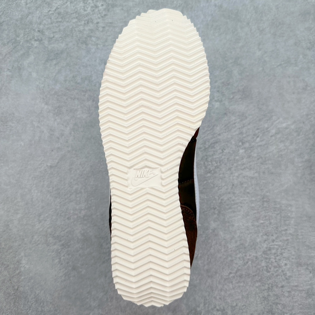 图片[9]-NK Classic Cortez Leather 阿甘复古初代皮革慢跑鞋 货号：DZ2795-200 缓震防滑耐磨同源头层皮料 原厂模具 公司级标准检验QC 区分市面一切版本 完美复刻阿甘复古鞋型 尺码：35 36 36.5 37.5 38 38.5 39 40 40.5 41 42 42.5 43 44 44.5 45-选品中心