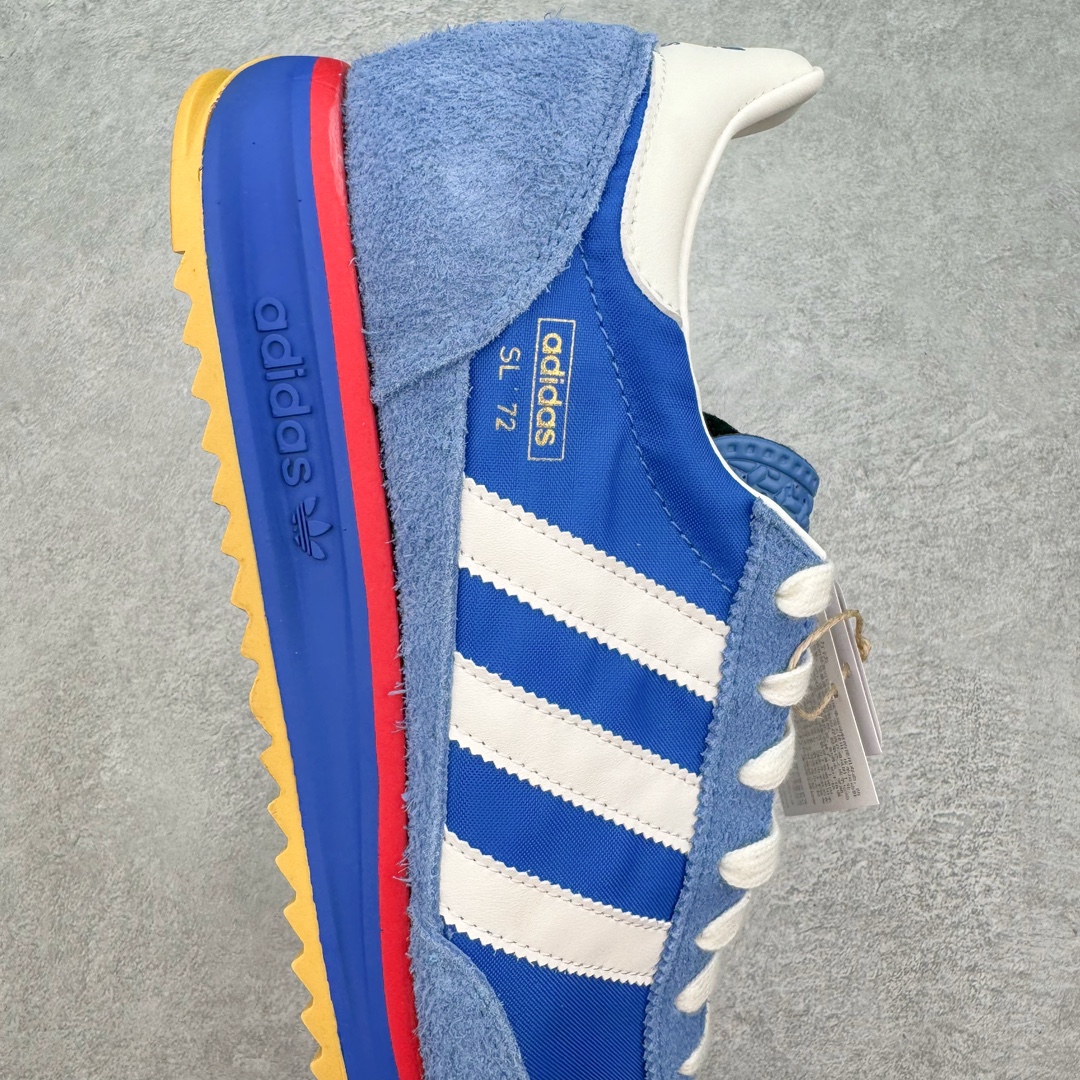 图片[6]-＃MF AD Wmns SL72 OG 系列德训足球风百搭低帮休闲运动板鞋 IG2132 Originals推出复古「T头鞋」造型的SL72鞋款复刻，有男女两款可选。男生款为SL72RS，鞋型挺立饱满，鞋底增加高度，采用麂皮与布面制作，符合复古氛围；女生款为SL72OGW，致敬经典款式，鞋身纤细，还原70年代设计，以绿色呈现，点缀金色细节。多款配色可选。「T 头鞋」这两年有多火大家见到了吧？明星、穿搭博主几乎人手一双，凭借复古味的外观，以及亲民的价格，同样成为了不少球鞋玩家日常上脚首选。近日 adidas Originals 将有「T 头鞋」造型的诞生于 1972 年的 SL72 鞋款复刻带回，各位买鞋又有新选择了。1972 年 SL72 问世后，引领了后来阿迪达斯的跑鞋发展方向，其中「SL」代表了 Super Light，彰显了产品轻便的特性。1972 年 SL72 问世后，引领了后来阿迪达斯的跑鞋发展方向，其中「SL」代表了 Super Light，彰显了产品轻便的特性。这次 adidas Originals 延续其轻质经典的基因，带来男女两款 SL72。男生款带来 SL72 RS 鞋型，RS 意为 Reshaped（重塑），鞋款在保留了经典的外观基础上，在尼龙材质里增加了填充物，使鞋型更加挺立和饱满，鞋头则更加圆润，鞋底的 EVA 材质则增加了鞋款的高度。女生款则带来 SL72 OG W 鞋型，OG 顾名思义则是致敬经典款式，相较于 RS（Reshaped）鞋款，鞋身更加纤细，其整体鞋身轮廓、线条、细节、材质上尊崇 70 年代 SL72 的设计，还原经典味道。尺码：36 36⅔ 37⅓ 38 38⅔ 39⅓ 40 40⅔ 41⅓ 42 42⅔ 43⅓ 44 44⅔ 45-选品中心