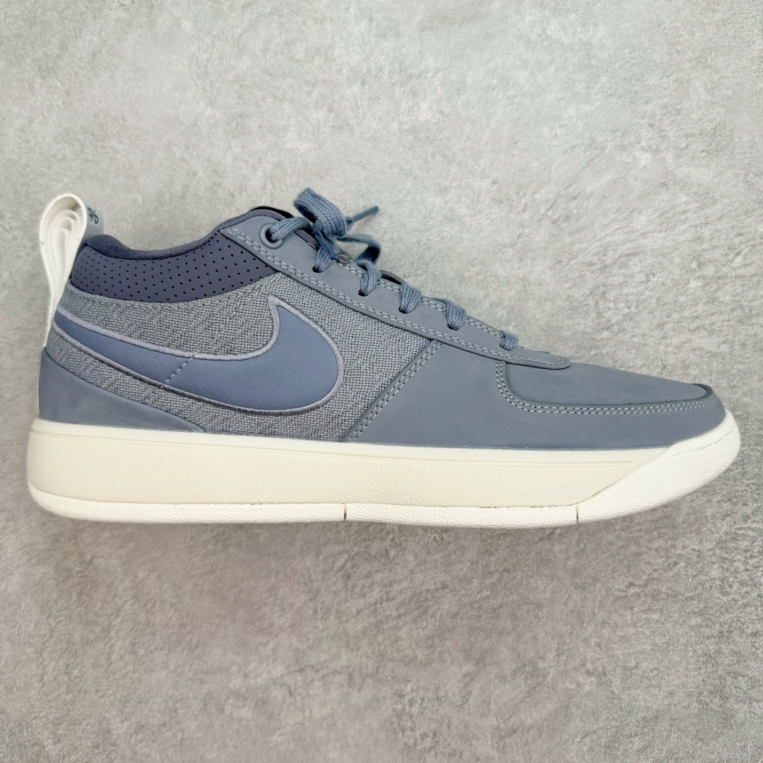 ＃灭世/Max NK Book 1 Devin Booker 德文·布克一代男子实战篮球鞋 首发配色 蓝色 FJ4250-400 灭世纯原革新出货‼️缓震配置独家革新！实战属性直接拉满👊🏻实战 天花板上限再度提升！实战亲测-性能体验吊打国产同价位鞋款（为满足海外市场 布克一代最大尺码为47.5） ⚫️增配前掌鹅蛋ZOOM ➕抗扭片➕后掌马蹄ZOOM气垫（正品仅配置后掌zoom气垫） ⚫️采用科比4代鞋楦以及龙骨数据打造！小科4实至名归！（完美解决正品压脚趾问题） ⚫️鞋身➕鞋头增配高频补强层，提升鞋头以及脚踝支撑性 ⚫️鞋垫采用科比4代元年高弹缓震垫材质-磨合一场直接贴合脚型☑️ ⚫️外底加厚2mm，wow10止滑配方，无需磨合，抓地性能原地起飞 最强布克一代有且只在灭世纯原（支持市场任意货品正面PK） 真材实料，肉眼可见！革新升级绝非空穴来风！灭世纯原内外兼修，用态度诠释实战新篇章👊🏻 Book 1 尺码 39-47.5-选品中心