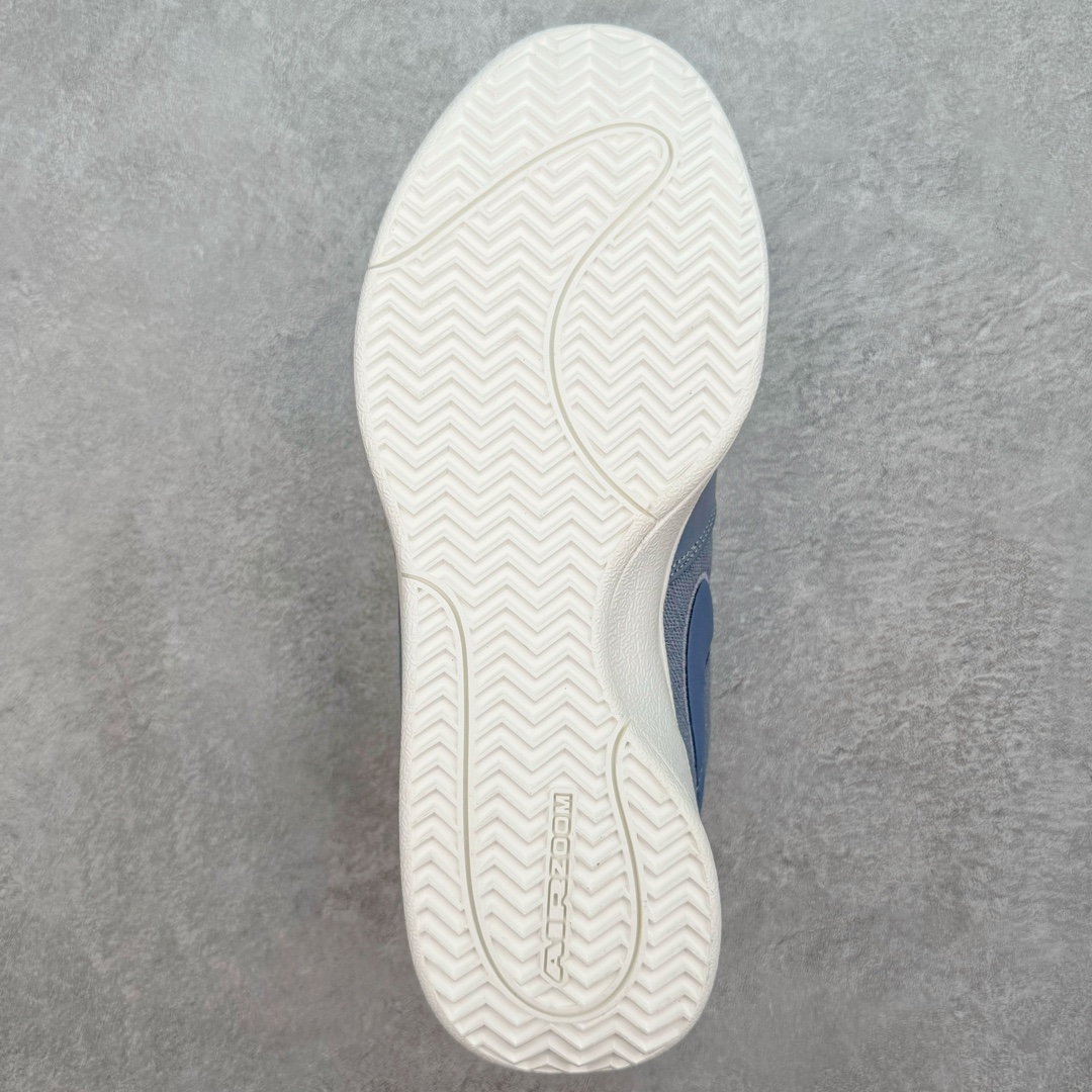 图片[9]-＃灭世/Max NK Book 1 Devin Booker 德文·布克一代男子实战篮球鞋 首发配色 蓝色 FJ4250-400 灭世纯原革新出货‼️缓震配置独家革新！实战属性直接拉满👊🏻实战 天花板上限再度提升！实战亲测-性能体验吊打国产同价位鞋款（为满足海外市场 布克一代最大尺码为47.5） ⚫️增配前掌鹅蛋ZOOM ➕抗扭片➕后掌马蹄ZOOM气垫（正品仅配置后掌zoom气垫） ⚫️采用科比4代鞋楦以及龙骨数据打造！小科4实至名归！（完美解决正品压脚趾问题） ⚫️鞋身➕鞋头增配高频补强层，提升鞋头以及脚踝支撑性 ⚫️鞋垫采用科比4代元年高弹缓震垫材质-磨合一场直接贴合脚型☑️ ⚫️外底加厚2mm，wow10止滑配方，无需磨合，抓地性能原地起飞 最强布克一代有且只在灭世纯原（支持市场任意货品正面PK） 真材实料，肉眼可见！革新升级绝非空穴来风！灭世纯原内外兼修，用态度诠释实战新篇章👊🏻 Book 1 尺码 39-47.5-选品中心