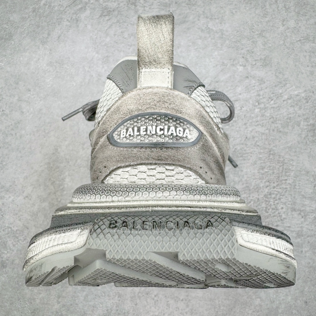 图片[8]-＃XA BALENCIAGA 3XL Sneakers 巴黎世家十代网布系带低帮走秀复古老爹鞋 全套原纸板楦头开发 最原汁原味的灵魂版型 全鞋荧光划线卡点 胶水把控整洁度追求极致完美 每一双都是工艺品 多重QC质检 超越公司货的品控标准 实实在在的免检产品 原盒原配 正确字体电绣 粗细、位置、大小正确 侧边TPU 透气孔匹配意产原版 正确分离大底 TPU软底 原版一致大底LOGO 立体感十足 原厂皮料水洗做旧 采购原厂网纱 不含皮革 网布材料和聚氨酯 磨损效果 鞋头边缘和后帮 Balenciaga 徽标 鞋面和后跟凸印尺码 鞋舌 3XL 橡胶品牌标识和反光细节 鞋帮拉袢和鞋舌拉祥 配反光细节 备用鞋带在鞋履前侧 可在穿着前取下 便于不同造型搭配 正常尺码 尺码：35 36 37 38 39 40 41 42 43 44 45 46-选品中心