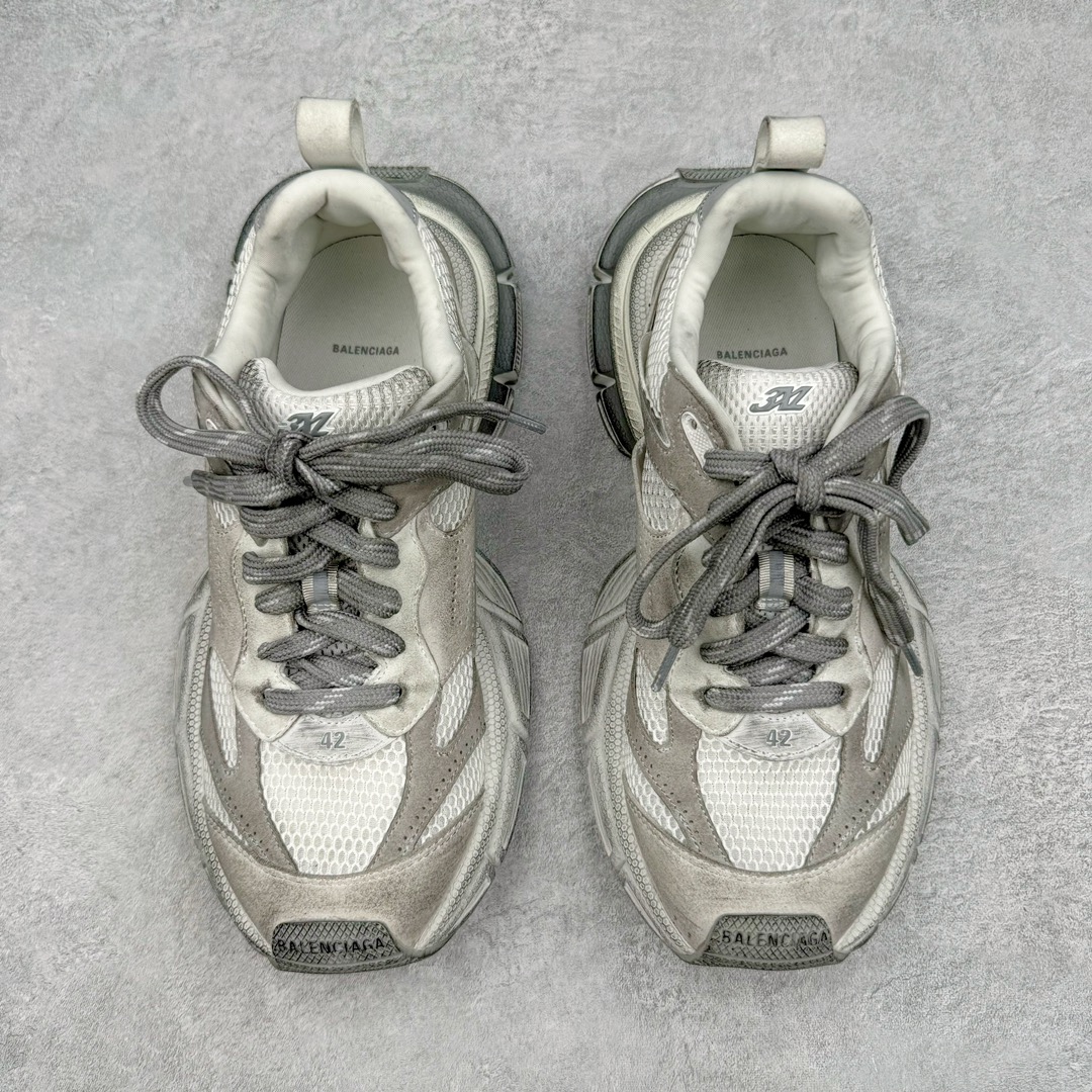 图片[2]-＃XA BALENCIAGA 3XL Sneakers 巴黎世家十代网布系带低帮走秀复古老爹鞋 全套原纸板楦头开发 最原汁原味的灵魂版型 全鞋荧光划线卡点 胶水把控整洁度追求极致完美 每一双都是工艺品 多重QC质检 超越公司货的品控标准 实实在在的免检产品 原盒原配 正确字体电绣 粗细、位置、大小正确 侧边TPU 透气孔匹配意产原版 正确分离大底 TPU软底 原版一致大底LOGO 立体感十足 原厂皮料水洗做旧 采购原厂网纱 不含皮革 网布材料和聚氨酯 磨损效果 鞋头边缘和后帮 Balenciaga 徽标 鞋面和后跟凸印尺码 鞋舌 3XL 橡胶品牌标识和反光细节 鞋帮拉袢和鞋舌拉祥 配反光细节 备用鞋带在鞋履前侧 可在穿着前取下 便于不同造型搭配 正常尺码 尺码：35 36 37 38 39 40 41 42 43 44 45 46-选品中心