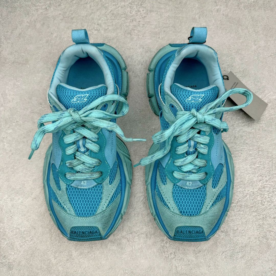 图片[2]-＃XA BALENCIAGA 3XL Sneakers 巴黎世家十代网布系带低帮走秀复古老爹鞋 全套原纸板楦头开发 最原汁原味的灵魂版型 全鞋荧光划线卡点 胶水把控整洁度追求极致完美 每一双都是工艺品 多重QC质检 超越公司货的品控标准 实实在在的免检产品 原盒原配 正确字体电绣 粗细、位置、大小正确 侧边TPU 透气孔匹配意产原版 正确分离大底 TPU软底 原版一致大底LOGO 立体感十足 原厂皮料水洗做旧 采购原厂网纱 不含皮革 网布材料和聚氨酯 磨损效果 鞋头边缘和后帮 Balenciaga 徽标 鞋面和后跟凸印尺码 鞋舌 3XL 橡胶品牌标识和反光细节 鞋帮拉袢和鞋舌拉祥 配反光细节 备用鞋带在鞋履前侧 可在穿着前取下 便于不同造型搭配 正常尺码 尺码：35 36 37 38 39 40 41 42 43 44 45 46-选品中心