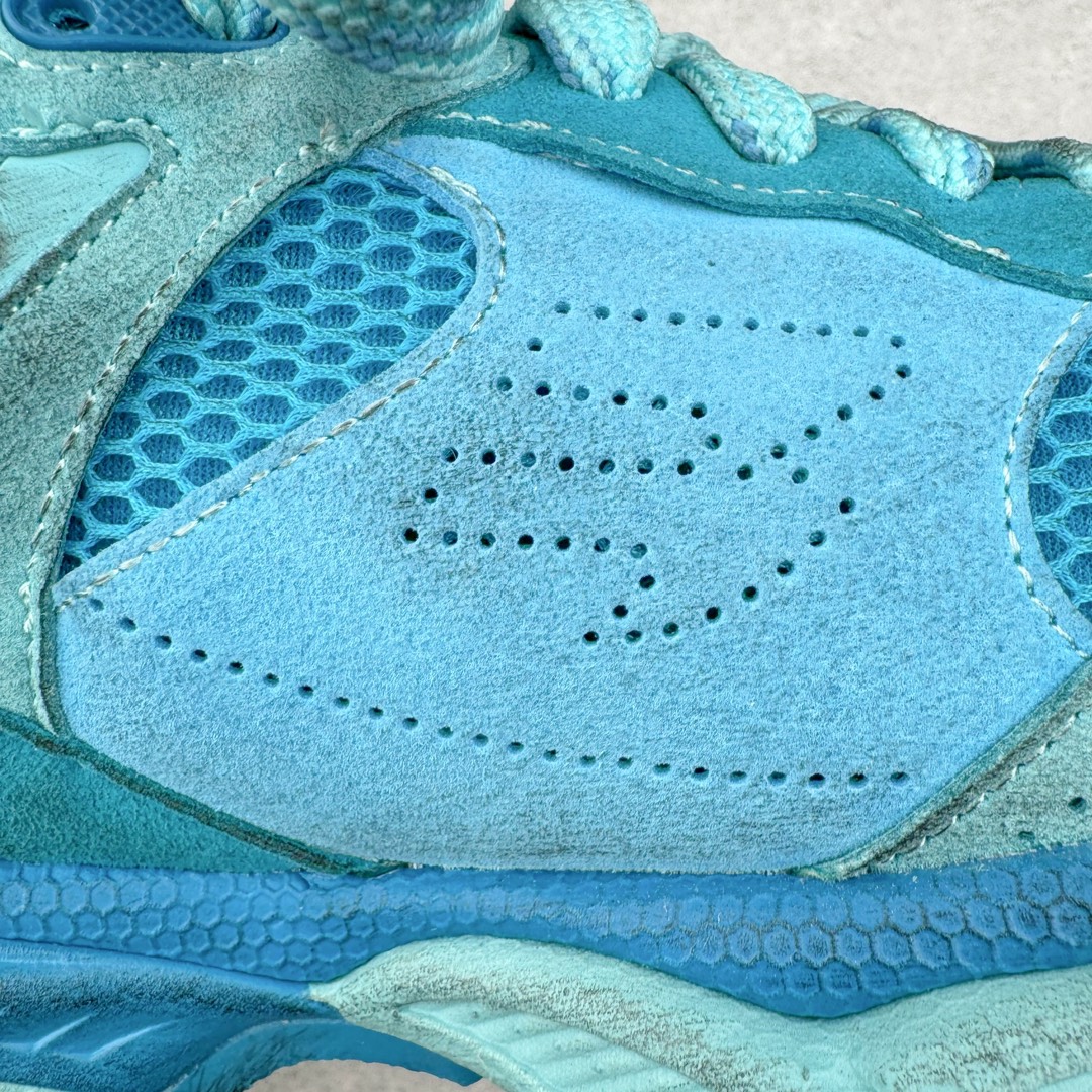 图片[16]-＃XA BALENCIAGA 3XL Sneakers 巴黎世家十代网布系带低帮走秀复古老爹鞋 全套原纸板楦头开发 最原汁原味的灵魂版型 全鞋荧光划线卡点 胶水把控整洁度追求极致完美 每一双都是工艺品 多重QC质检 超越公司货的品控标准 实实在在的免检产品 原盒原配 正确字体电绣 粗细、位置、大小正确 侧边TPU 透气孔匹配意产原版 正确分离大底 TPU软底 原版一致大底LOGO 立体感十足 原厂皮料水洗做旧 采购原厂网纱 不含皮革 网布材料和聚氨酯 磨损效果 鞋头边缘和后帮 Balenciaga 徽标 鞋面和后跟凸印尺码 鞋舌 3XL 橡胶品牌标识和反光细节 鞋帮拉袢和鞋舌拉祥 配反光细节 备用鞋带在鞋履前侧 可在穿着前取下 便于不同造型搭配 正常尺码 尺码：35 36 37 38 39 40 41 42 43 44 45 46-选品中心