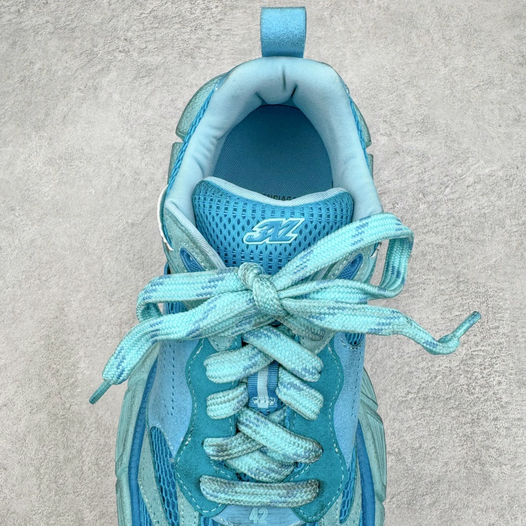 图片[5]-＃XA BALENCIAGA 3XL Sneakers 巴黎世家十代网布系带低帮走秀复古老爹鞋 全套原纸板楦头开发 最原汁原味的灵魂版型 全鞋荧光划线卡点 胶水把控整洁度追求极致完美 每一双都是工艺品 多重QC质检 超越公司货的品控标准 实实在在的免检产品 原盒原配 正确字体电绣 粗细、位置、大小正确 侧边TPU 透气孔匹配意产原版 正确分离大底 TPU软底 原版一致大底LOGO 立体感十足 原厂皮料水洗做旧 采购原厂网纱 不含皮革 网布材料和聚氨酯 磨损效果 鞋头边缘和后帮 Balenciaga 徽标 鞋面和后跟凸印尺码 鞋舌 3XL 橡胶品牌标识和反光细节 鞋帮拉袢和鞋舌拉祥 配反光细节 备用鞋带在鞋履前侧 可在穿着前取下 便于不同造型搭配 正常尺码 尺码：35 36 37 38 39 40 41 42 43 44 45 46-选品中心