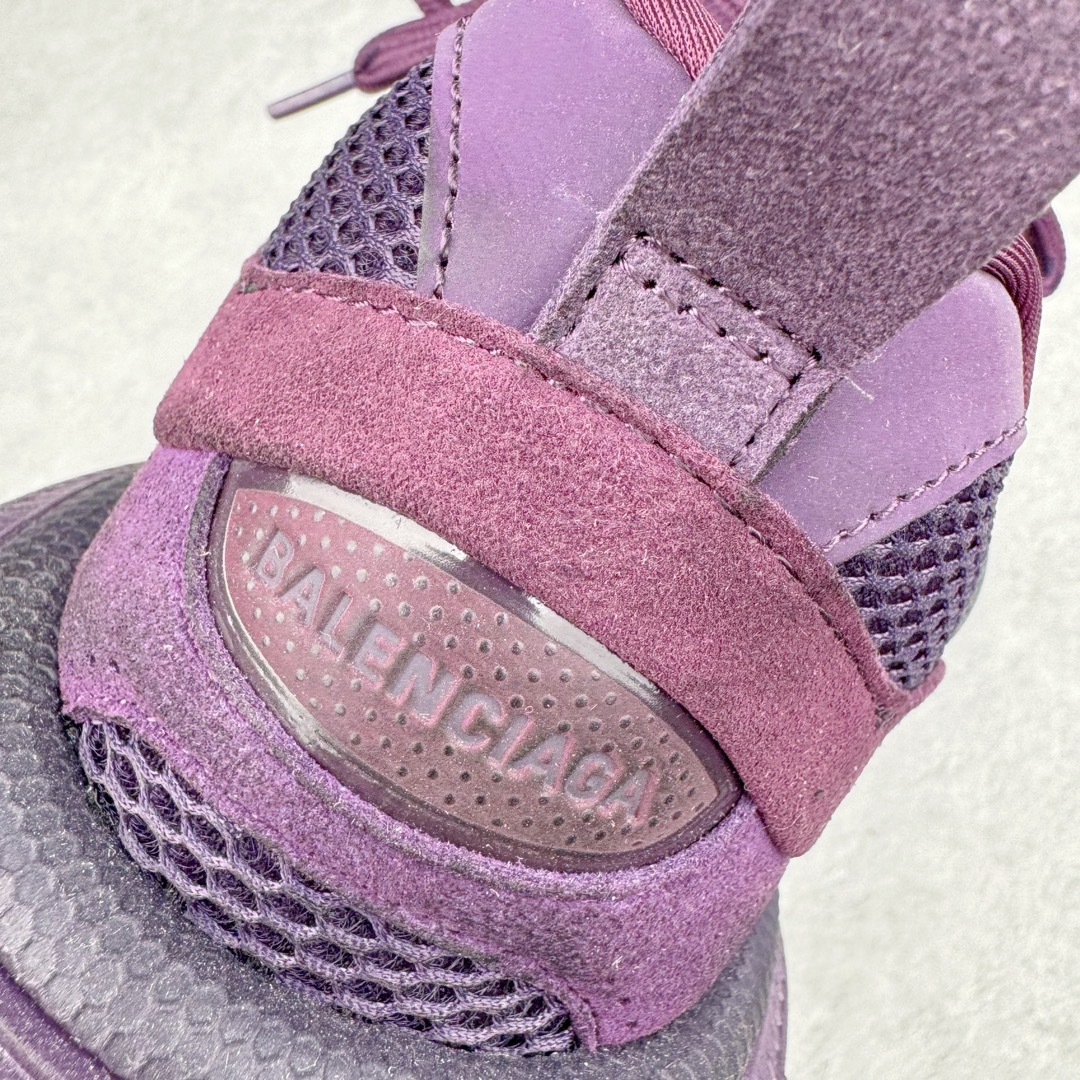 图片[12]-＃XA BALENCIAGA 3XL Sneakers 巴黎世家十代网布系带低帮走秀复古老爹鞋 全套原纸板楦头开发 最原汁原味的灵魂版型 全鞋荧光划线卡点 胶水把控整洁度追求极致完美 每一双都是工艺品 多重QC质检 超越公司货的品控标准 实实在在的免检产品 原盒原配 正确字体电绣 粗细、位置、大小正确 侧边TPU 透气孔匹配意产原版 正确分离大底 TPU软底 原版一致大底LOGO 立体感十足 原厂皮料水洗做旧 采购原厂网纱 不含皮革 网布材料和聚氨酯 磨损效果 鞋头边缘和后帮 Balenciaga 徽标 鞋面和后跟凸印尺码 鞋舌 3XL 橡胶品牌标识和反光细节 鞋帮拉袢和鞋舌拉祥 配反光细节 备用鞋带在鞋履前侧 可在穿着前取下 便于不同造型搭配 正常尺码 尺码：35 36 37 38 39 40 41 42 43 44 45 46-选品中心
