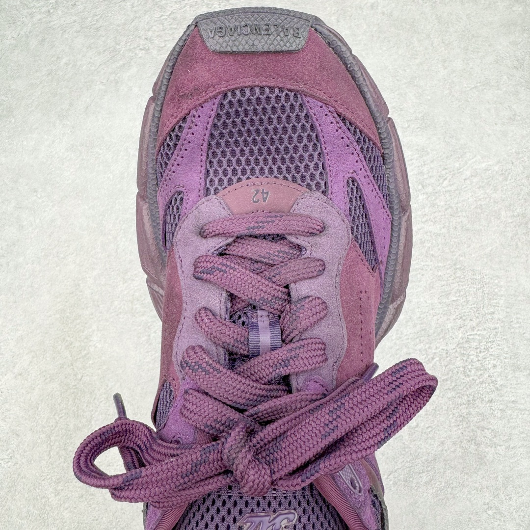 图片[4]-＃XA BALENCIAGA 3XL Sneakers 巴黎世家十代网布系带低帮走秀复古老爹鞋 全套原纸板楦头开发 最原汁原味的灵魂版型 全鞋荧光划线卡点 胶水把控整洁度追求极致完美 每一双都是工艺品 多重QC质检 超越公司货的品控标准 实实在在的免检产品 原盒原配 正确字体电绣 粗细、位置、大小正确 侧边TPU 透气孔匹配意产原版 正确分离大底 TPU软底 原版一致大底LOGO 立体感十足 原厂皮料水洗做旧 采购原厂网纱 不含皮革 网布材料和聚氨酯 磨损效果 鞋头边缘和后帮 Balenciaga 徽标 鞋面和后跟凸印尺码 鞋舌 3XL 橡胶品牌标识和反光细节 鞋帮拉袢和鞋舌拉祥 配反光细节 备用鞋带在鞋履前侧 可在穿着前取下 便于不同造型搭配 正常尺码 尺码：35 36 37 38 39 40 41 42 43 44 45 46-选品中心