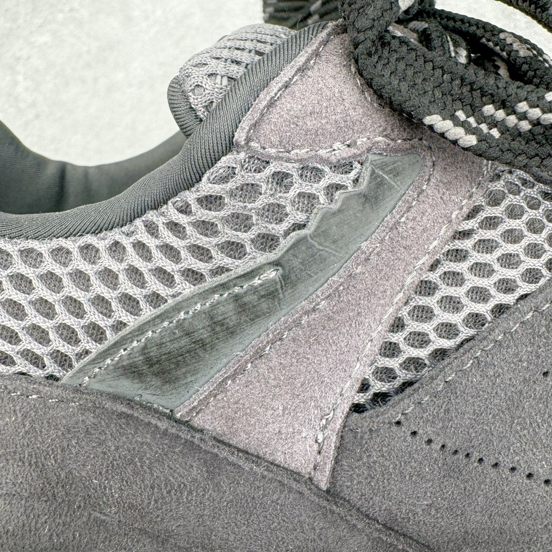 图片[15]-＃XA BALENCIAGA 3XL Sneakers 巴黎世家十代网布系带低帮走秀复古老爹鞋 全套原纸板楦头开发 最原汁原味的灵魂版型 全鞋荧光划线卡点 胶水把控整洁度追求极致完美 每一双都是工艺品 多重QC质检 超越公司货的品控标准 实实在在的免检产品 原盒原配 正确字体电绣 粗细、位置、大小正确 侧边TPU 透气孔匹配意产原版 正确分离大底 TPU软底 原版一致大底LOGO 立体感十足 原厂皮料水洗做旧 采购原厂网纱 不含皮革 网布材料和聚氨酯 磨损效果 鞋头边缘和后帮 Balenciaga 徽标 鞋面和后跟凸印尺码 鞋舌 3XL 橡胶品牌标识和反光细节 鞋帮拉袢和鞋舌拉祥 配反光细节 备用鞋带在鞋履前侧 可在穿着前取下 便于不同造型搭配 正常尺码 尺码：35 36 37 38 39 40 41 42 43 44 45 46-选品中心