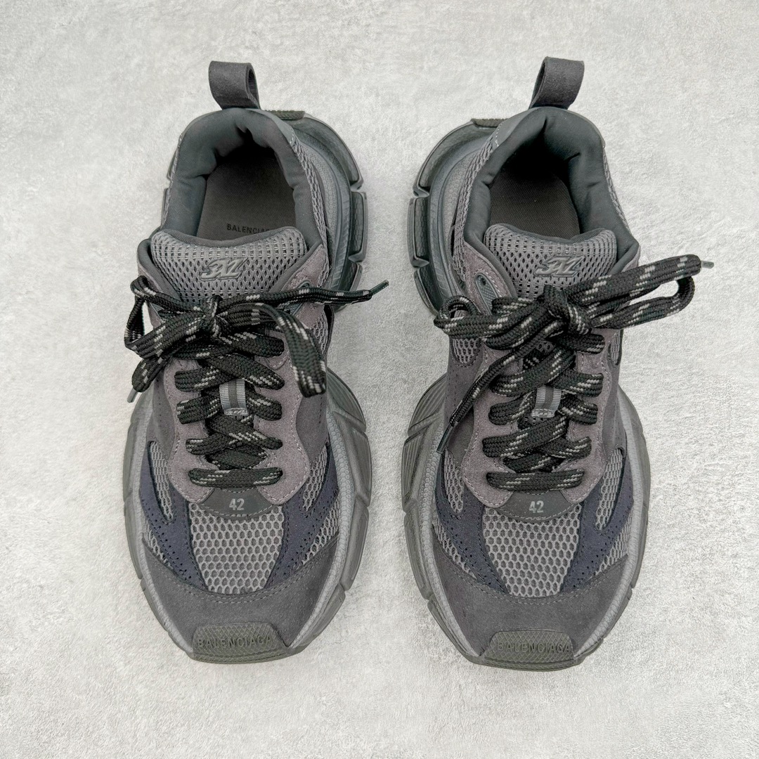 图片[2]-＃XA BALENCIAGA 3XL Sneakers 巴黎世家十代网布系带低帮走秀复古老爹鞋 全套原纸板楦头开发 最原汁原味的灵魂版型 全鞋荧光划线卡点 胶水把控整洁度追求极致完美 每一双都是工艺品 多重QC质检 超越公司货的品控标准 实实在在的免检产品 原盒原配 正确字体电绣 粗细、位置、大小正确 侧边TPU 透气孔匹配意产原版 正确分离大底 TPU软底 原版一致大底LOGO 立体感十足 原厂皮料水洗做旧 采购原厂网纱 不含皮革 网布材料和聚氨酯 磨损效果 鞋头边缘和后帮 Balenciaga 徽标 鞋面和后跟凸印尺码 鞋舌 3XL 橡胶品牌标识和反光细节 鞋帮拉袢和鞋舌拉祥 配反光细节 备用鞋带在鞋履前侧 可在穿着前取下 便于不同造型搭配 正常尺码 尺码：35 36 37 38 39 40 41 42 43 44 45 46-选品中心