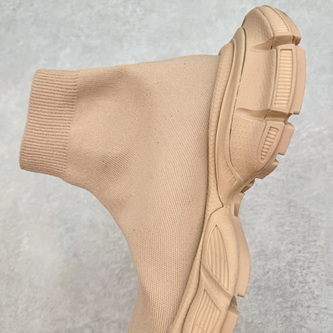 图片[7]-＃XA BALENCIAGA 3XL 巴黎世家袜子鞋复古休闲运动鞋 系列推出探索时尚界对于原创与挪用的概念 以全新系列致敬传承与经典 以标志性Balenciaga廓形和抽象大底 碰撞出诙谐又和谐的新创意 原版一比一做法 鞋面高密度飞织 独家组合大底 正品全套包装 尺码：35-46-选品中心