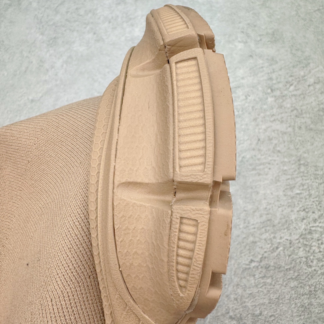 图片[11]-＃XA BALENCIAGA 3XL 巴黎世家袜子鞋复古休闲运动鞋 系列推出探索时尚界对于原创与挪用的概念 以全新系列致敬传承与经典 以标志性Balenciaga廓形和抽象大底 碰撞出诙谐又和谐的新创意 原版一比一做法 鞋面高密度飞织 独家组合大底 正品全套包装 尺码：35-46-选品中心