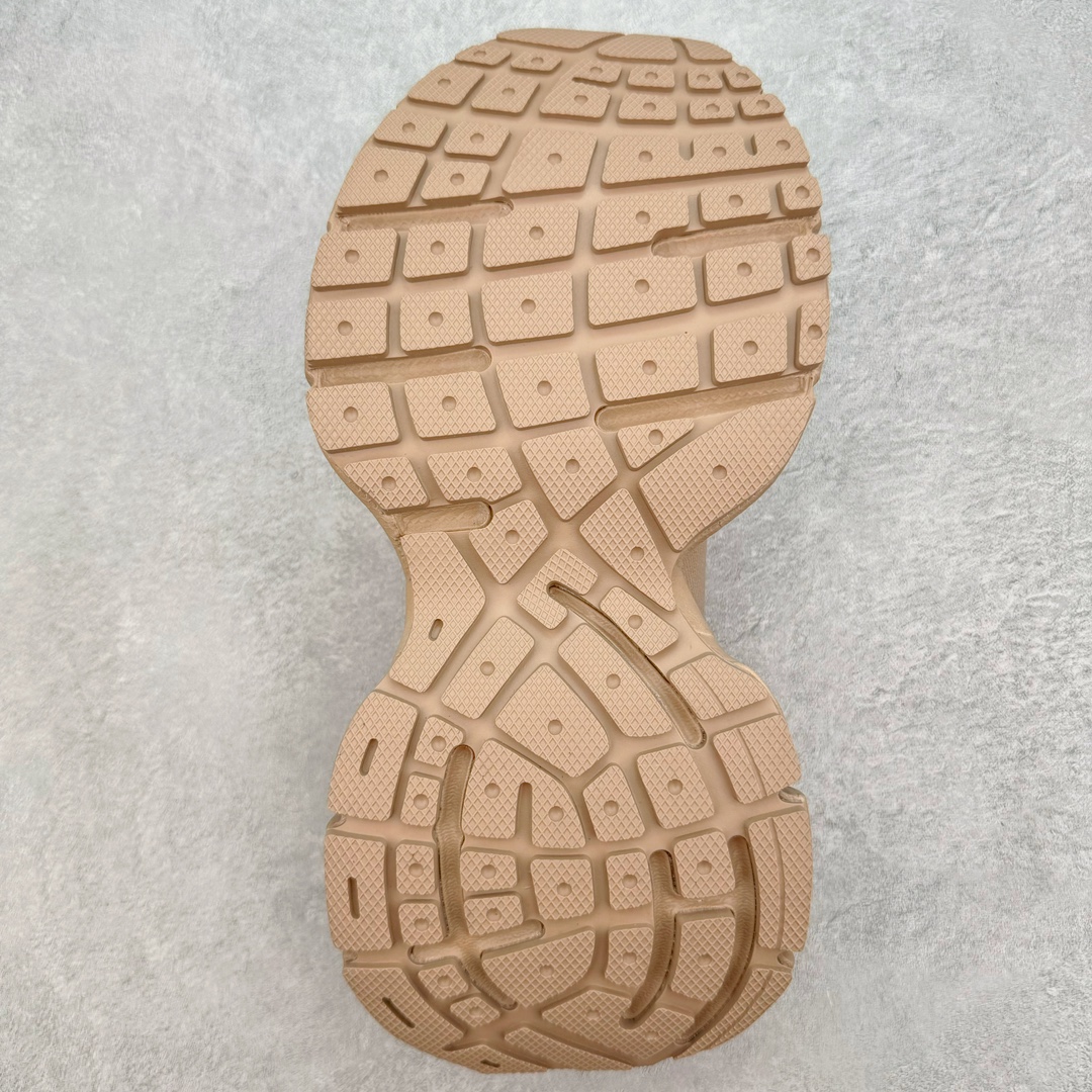 图片[9]-＃XA BALENCIAGA 3XL 巴黎世家袜子鞋复古休闲运动鞋 系列推出探索时尚界对于原创与挪用的概念 以全新系列致敬传承与经典 以标志性Balenciaga廓形和抽象大底 碰撞出诙谐又和谐的新创意 原版一比一做法 鞋面高密度飞织 独家组合大底 正品全套包装 尺码：35-46-选品中心