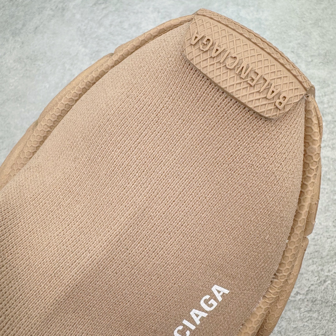 图片[13]-＃XA BALENCIAGA 3XL 巴黎世家袜子鞋复古休闲运动鞋 系列推出探索时尚界对于原创与挪用的概念 以全新系列致敬传承与经典 以标志性Balenciaga廓形和抽象大底 碰撞出诙谐又和谐的新创意 原版一比一做法 鞋面高密度飞织 独家组合大底 正品全套包装 尺码：35-46-选品中心