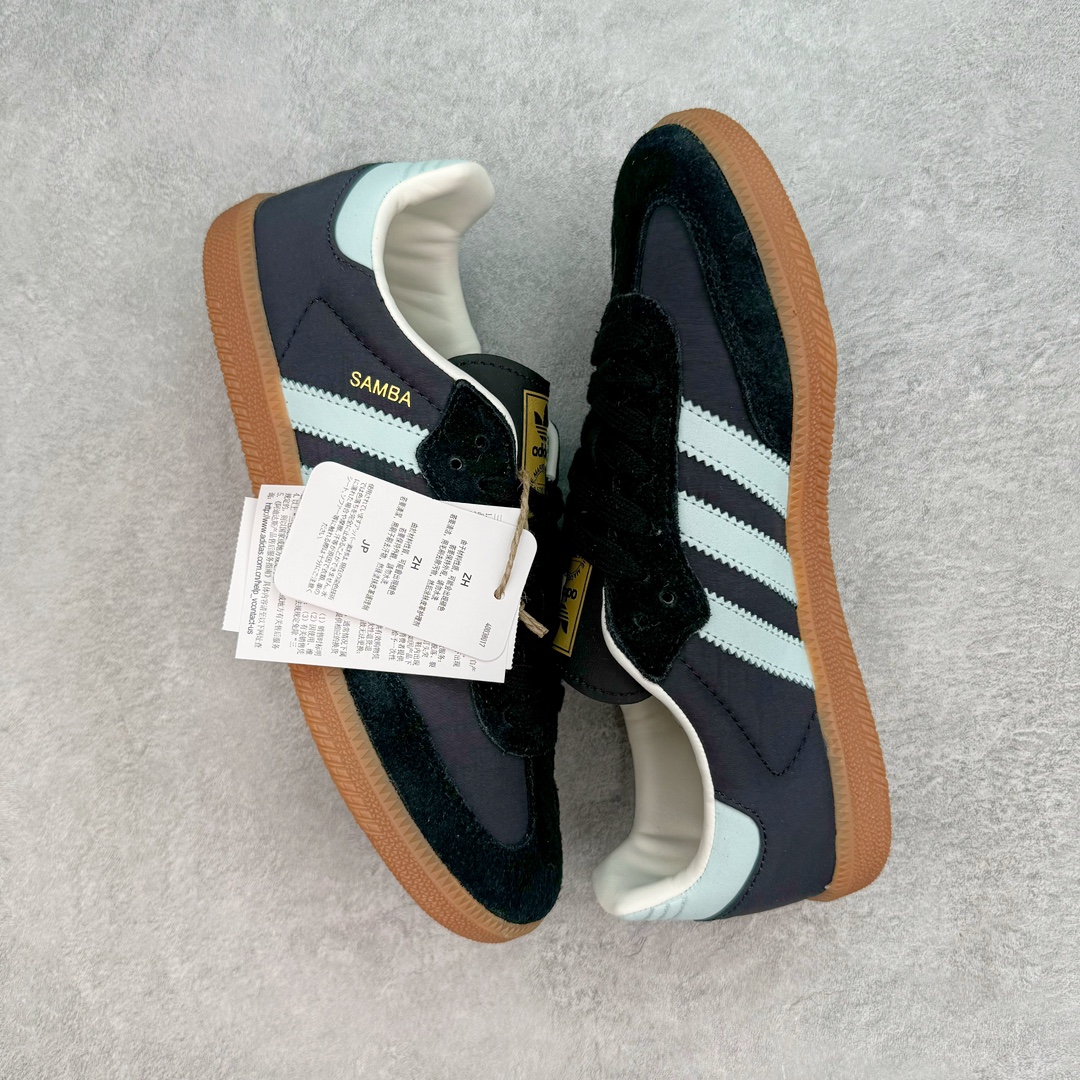 图片[3]-＃福利特价 AD Original Samba OG 复古经典轻便板鞋 ID0493 这款桑巴鞋展示了高质量的工艺 带有装饰的超锁缝制和无缝的手感 柔软、柔软的皮革造型和标志性的3条纹完成了精致的外观 正规合身鞋带 鞋面上有绒面鞋垫 橡胶鞋底 享受正畸套筒软感 自50年代首次亮相以来就一直在赢得粉丝的青睐 尺码：36 36.5 37 38 38.5 39 40 40.5 41 42 42.5 43 44 44.5 45-选品中心