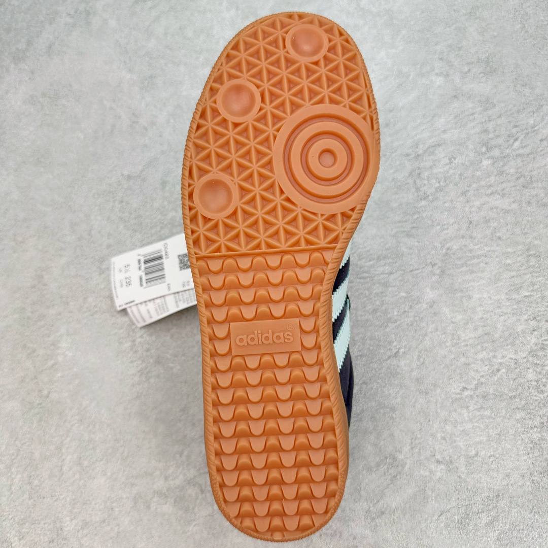 图片[9]-＃福利特价 AD Original Samba OG 复古经典轻便板鞋 ID0493 这款桑巴鞋展示了高质量的工艺 带有装饰的超锁缝制和无缝的手感 柔软、柔软的皮革造型和标志性的3条纹完成了精致的外观 正规合身鞋带 鞋面上有绒面鞋垫 橡胶鞋底 享受正畸套筒软感 自50年代首次亮相以来就一直在赢得粉丝的青睐 尺码：36 36.5 37 38 38.5 39 40 40.5 41 42 42.5 43 44 44.5 45-选品中心