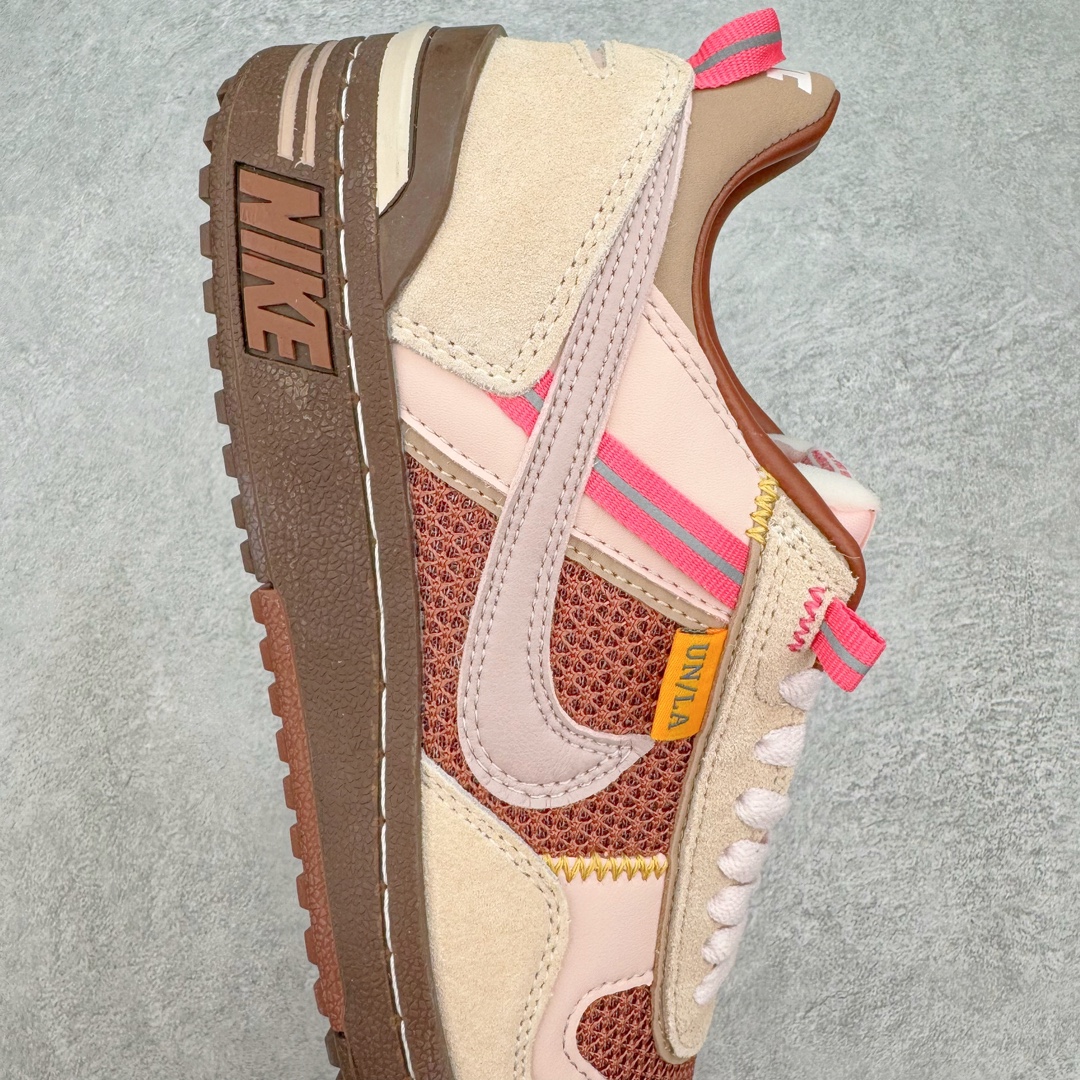 图片[6]-＃HK纯原 Union x NK Field General 82 SP 低帮复古联名篮球鞋 UN联名米棕 FQ9003-200 鞋身整体采用编织网眼为底 框架部分的麂皮材质营造出丰富的层次感 配色方面以深棕色为底色 搭配奶油色框架设计 Swoosh部分则以白色点缀 复古氛围拉满 Union标志性的UN/LA标签以及车线细节均得以保留 鞋舌部分也采用解构设计 并带有UNION字样 鞋身侧后方均带有粉色3M反光条设计 Swoosh采用镂空样式呈现 并带有稳定支持装置 鞋底则采用自带氧化效果的米白色Waffle外底呈现 进一步呼应复古氛围 侧面分别带有Union以及NK字样 尺码：36 36.5 37.5 38 38.5 39 40 40.5 41 42 42.5 43 44 45-选品中心