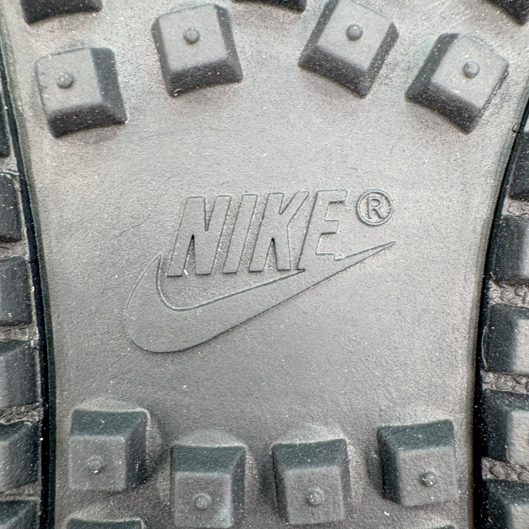 图片[11]-＃HK纯原 Union x NK Field General 82 SP 低帮复古联名篮球鞋 UN联名米棕 FQ9003-200 鞋身整体采用编织网眼为底 框架部分的麂皮材质营造出丰富的层次感 配色方面以深棕色为底色 搭配奶油色框架设计 Swoosh部分则以白色点缀 复古氛围拉满 Union标志性的UN/LA标签以及车线细节均得以保留 鞋舌部分也采用解构设计 并带有UNION字样 鞋身侧后方均带有粉色3M反光条设计 Swoosh采用镂空样式呈现 并带有稳定支持装置 鞋底则采用自带氧化效果的米白色Waffle外底呈现 进一步呼应复古氛围 侧面分别带有Union以及NK字样 尺码：36 36.5 37.5 38 38.5 39 40 40.5 41 42 42.5 43 44 45-选品中心