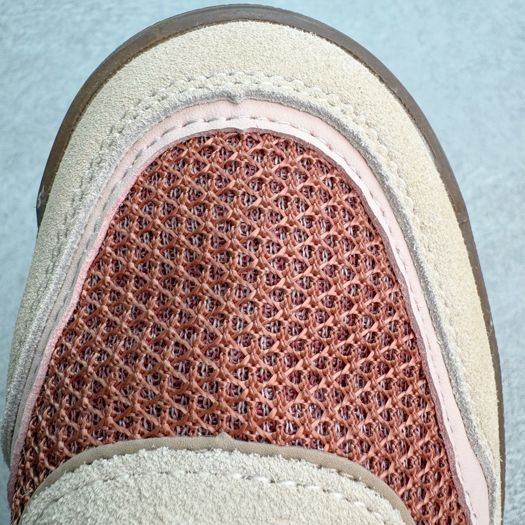 图片[20]-＃HK纯原 Union x NK Field General 82 SP 低帮复古联名篮球鞋 UN联名米棕 FQ9003-200 鞋身整体采用编织网眼为底 框架部分的麂皮材质营造出丰富的层次感 配色方面以深棕色为底色 搭配奶油色框架设计 Swoosh部分则以白色点缀 复古氛围拉满 Union标志性的UN/LA标签以及车线细节均得以保留 鞋舌部分也采用解构设计 并带有UNION字样 鞋身侧后方均带有粉色3M反光条设计 Swoosh采用镂空样式呈现 并带有稳定支持装置 鞋底则采用自带氧化效果的米白色Waffle外底呈现 进一步呼应复古氛围 侧面分别带有Union以及NK字样 尺码：36 36.5 37.5 38 38.5 39 40 40.5 41 42 42.5 43 44 45-选品中心