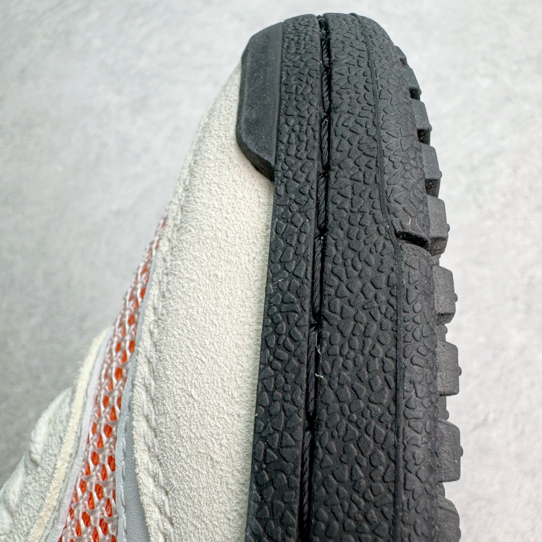 图片[15]-＃HK纯原 Union x NK Field General 82 SP 低帮复古联名篮球鞋 UN联名白橙 FQ9003-100 鞋身整体采用编织网眼为底 框架部分的麂皮材质营造出丰富的层次感 配色方面以深棕色为底色 搭配奶油色框架设计 Swoosh部分则以白色点缀 复古氛围拉满 Union标志性的UN/LA标签以及车线细节均得以保留 鞋舌部分也采用解构设计 并带有UNION字样 鞋身侧后方均带有粉色3M反光条设计 Swoosh采用镂空样式呈现 并带有稳定支持装置 鞋底则采用自带氧化效果的米白色Waffle外底呈现 进一步呼应复古氛围 侧面分别带有Union以及NK字样 尺码：36 36.5 37.5 38 38.5 39 40 40.5 41 42 42.5 43 44 45-选品中心