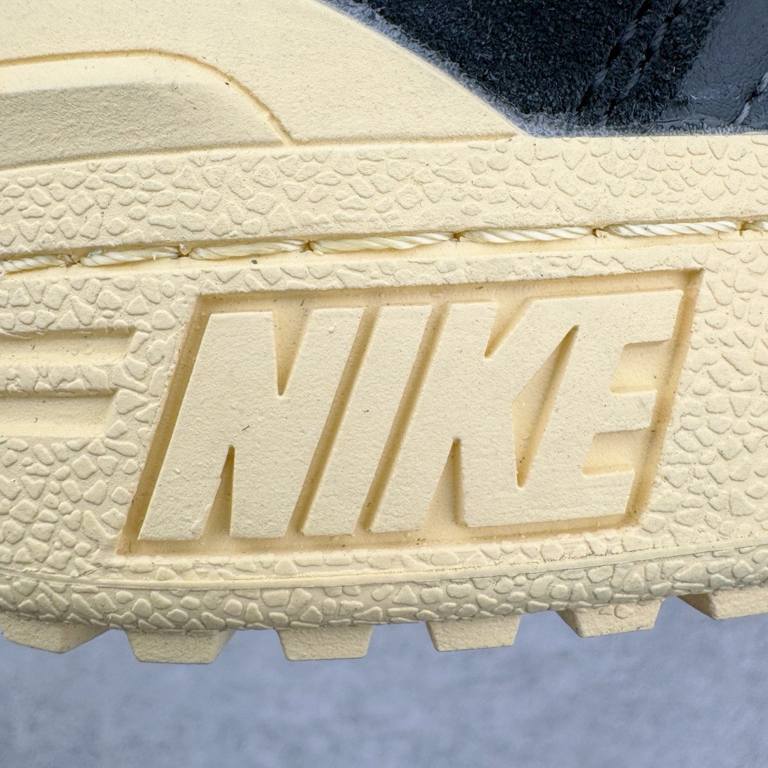 图片[18]-＃HK纯原 Union x NK Field General 82 SP 低帮复古联名篮球鞋 UN联名黑蓝 FQ9003-001 鞋身整体采用编织网眼为底 框架部分的麂皮材质营造出丰富的层次感 配色方面以深棕色为底色 搭配奶油色框架设计 Swoosh部分则以白色点缀 复古氛围拉满 Union标志性的UN/LA标签以及车线细节均得以保留 鞋舌部分也采用解构设计 并带有UNION字样 鞋身侧后方均带有粉色3M反光条设计 Swoosh采用镂空样式呈现 并带有稳定支持装置 鞋底则采用自带氧化效果的米白色Waffle外底呈现 进一步呼应复古氛围 侧面分别带有Union以及NK字样 尺码：36 36.5 37.5 38 38.5 39 40 40.5 41 42 42.5 43 44 45-选品中心