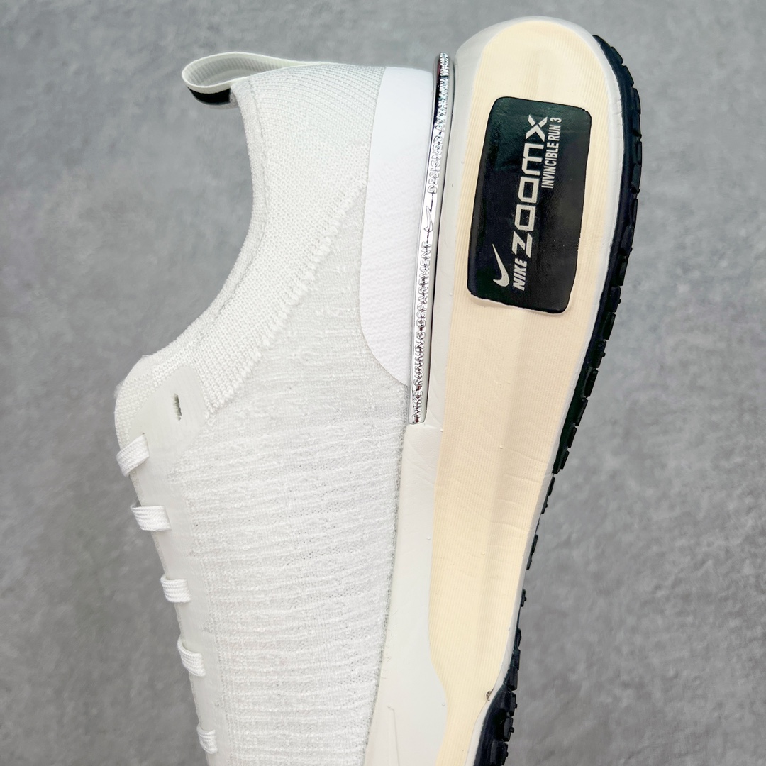 图片[7]-＃纯原 NK ZoomX Invincible Run Flyknit FK3 不可战胜3代系列轻量飞织低帮休闲运动慢跑鞋 DR2660-102 此鞋专为短跑运动员而生 是为 5 至 10 公里距离的赛事和训练打造 整体设计采用流线型的轻质工程网眼材质构成鞋面 并与其他 Running 旗舰鞋款同样搭载全脚掌 ZoomX 缓冲中底 搭配 Pebax 物料与橡胶外底 ZoomX StreakFly 首发配色以Prototype呈现 其灵感是来自开发期间的磨损测试 透过编号的标记与内侧的预期跑步距离突出研发过程 尺码：36 36.5 37.5 38 38.5 39 40 40.5 41 42 42.5 43 44 44.5 45-选品中心