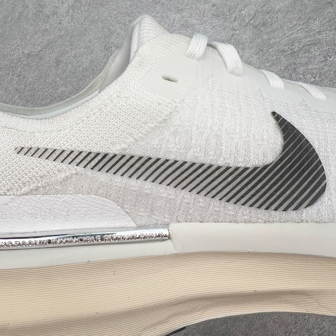 图片[17]-＃纯原 NK ZoomX Invincible Run Flyknit FK3 不可战胜3代系列轻量飞织低帮休闲运动慢跑鞋 DR2660-102 此鞋专为短跑运动员而生 是为 5 至 10 公里距离的赛事和训练打造 整体设计采用流线型的轻质工程网眼材质构成鞋面 并与其他 Running 旗舰鞋款同样搭载全脚掌 ZoomX 缓冲中底 搭配 Pebax 物料与橡胶外底 ZoomX StreakFly 首发配色以Prototype呈现 其灵感是来自开发期间的磨损测试 透过编号的标记与内侧的预期跑步距离突出研发过程 尺码：36 36.5 37.5 38 38.5 39 40 40.5 41 42 42.5 43 44 44.5 45-选品中心