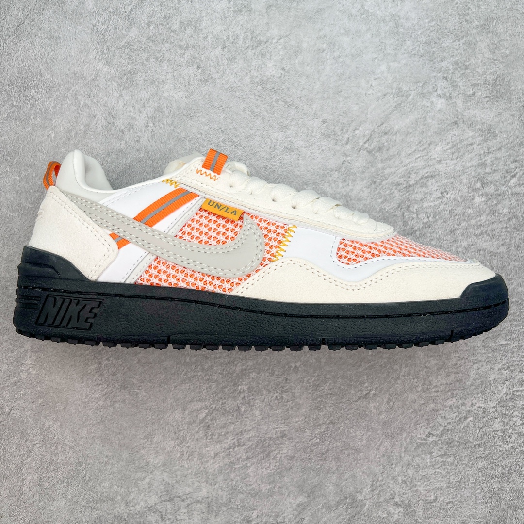 ＃HK纯原 Union x NK Field General 82 SP 低帮复古联名篮球鞋 UN联名白橙 FQ9003-100 鞋身整体采用编织网眼为底 框架部分的麂皮材质营造出丰富的层次感 配色方面以深棕色为底色 搭配奶油色框架设计 Swoosh部分则以白色点缀 复古氛围拉满 Union标志性的UN/LA标签以及车线细节均得以保留 鞋舌部分也采用解构设计 并带有UNION字样 鞋身侧后方均带有粉色3M反光条设计 Swoosh采用镂空样式呈现 并带有稳定支持装置 鞋底则采用自带氧化效果的米白色Waffle外底呈现 进一步呼应复古氛围 侧面分别带有Union以及NK字样 尺码：36 36.5 37.5 38 38.5 39 40 40.5 41 42 42.5 43 44 45-选品中心