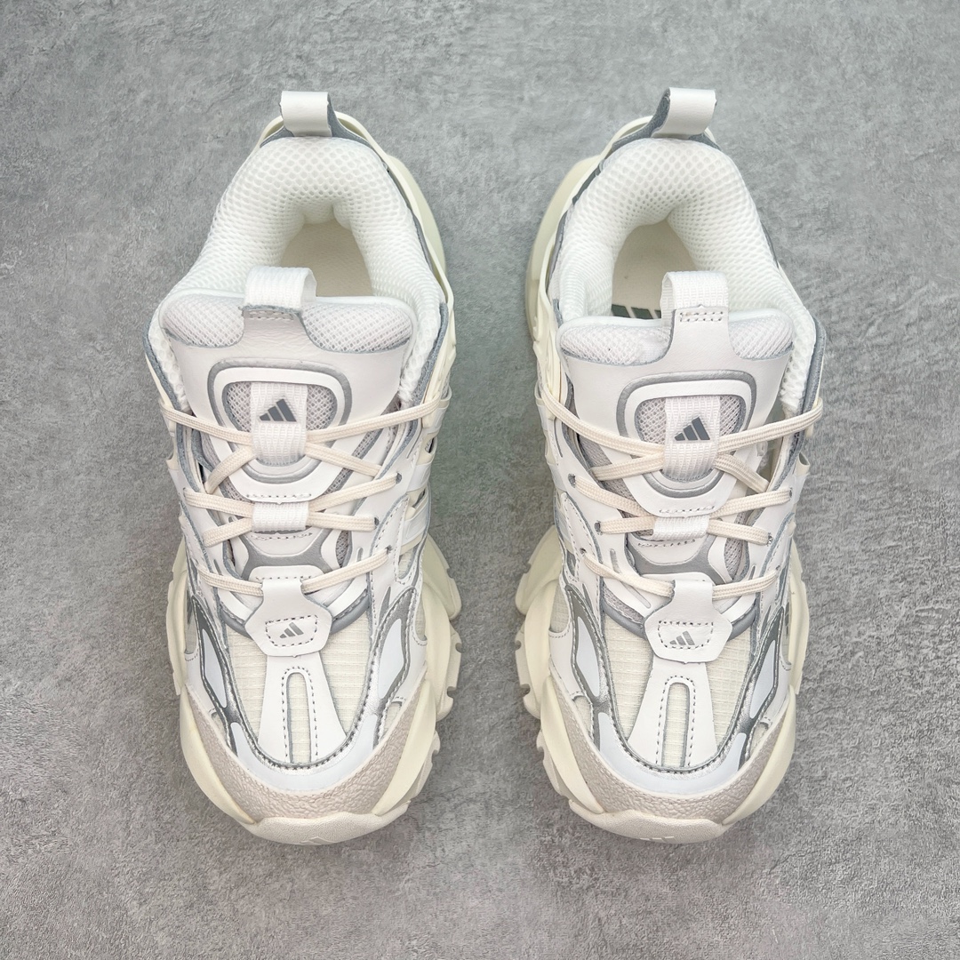 图片[2]-AD XLG Runner Deluxe 跑步者豪华版系列低帮厚底增高老爹风复古缓震休闲运动慢跑鞋 IH7795 自从阿迪达斯和巴黎世家合作后，没少出双方联名的平替。结果根据最新情报，阿迪现在已经把手伸到了巴家爆款3XL的身上，新鞋Xlg Runner Deluxe实物曝光，emm，鞋款整体一眼丁真是巴黎世家Track＋3XL大底的缝合怪版本，要不是鞋侧明晃晃的adidas三道杠Logo，估计各位看了都得蒙。这波不能说是完全复制巴黎世家，但也多少有点借鉴的味道了。新鞋基本就是在阿迪经典\\\”Climacool\\\”鞋款的基础上，升级了Boots大底以及加入了\\\”巴味\\\”设计元素…尺码：35 36 36⅔ 37⅓ 38 38⅔ 39⅓ 40 40⅔ 41⅓ 42 42⅔ 43⅓ 44 44⅔ 45 46-选品中心