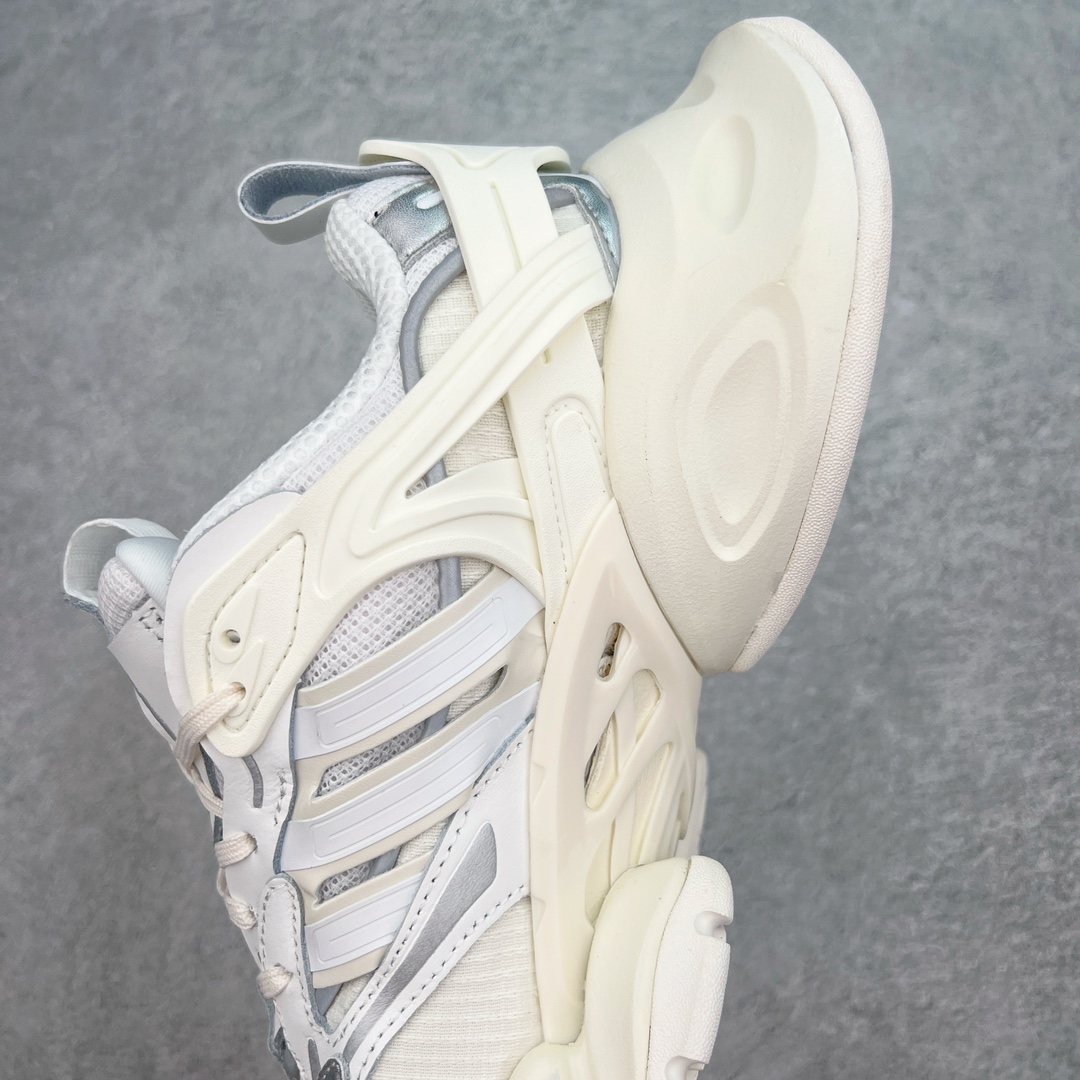 图片[7]-AD XLG Runner Deluxe 跑步者豪华版系列低帮厚底增高老爹风复古缓震休闲运动慢跑鞋 IH7795 自从阿迪达斯和巴黎世家合作后，没少出双方联名的平替。结果根据最新情报，阿迪现在已经把手伸到了巴家爆款3XL的身上，新鞋Xlg Runner Deluxe实物曝光，emm，鞋款整体一眼丁真是巴黎世家Track＋3XL大底的缝合怪版本，要不是鞋侧明晃晃的adidas三道杠Logo，估计各位看了都得蒙。这波不能说是完全复制巴黎世家，但也多少有点借鉴的味道了。新鞋基本就是在阿迪经典\\\”Climacool\\\”鞋款的基础上，升级了Boots大底以及加入了\\\”巴味\\\”设计元素…尺码：35 36 36⅔ 37⅓ 38 38⅔ 39⅓ 40 40⅔ 41⅓ 42 42⅔ 43⅓ 44 44⅔ 45 46-选品中心