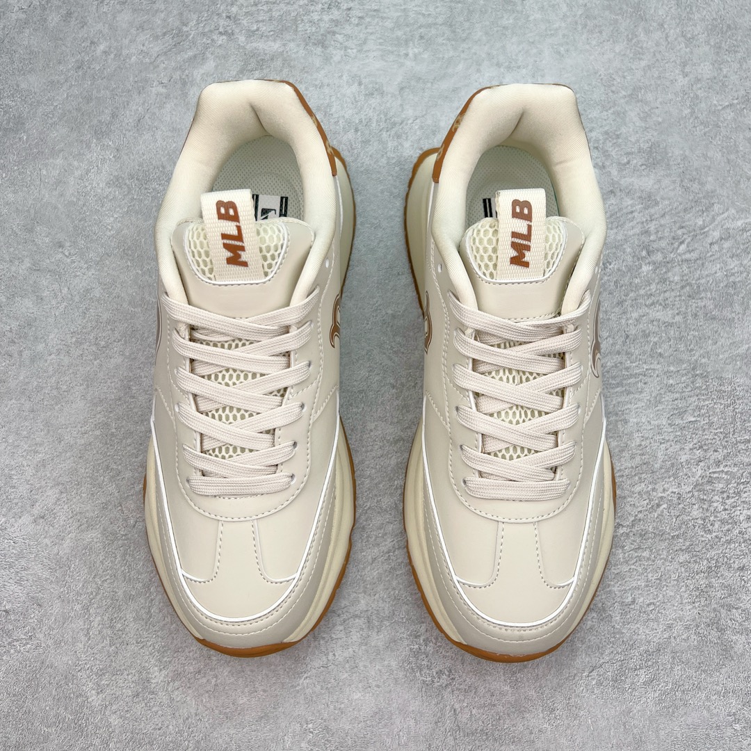 图片[2]-＃PB过验版 MLB Chunky Runner 2024S 复古印花老爹鞋系列低帮轻量增高厚底百搭休闲运动慢跑鞋 Korea韩国联名NY美国榄球纽约洋基队限定 目前可过轻松秒过各类鉴定 能操作的私聊 韩国代购专供 左脚内置NFC感应 区别市面贴纸假芯片 MLB专用菱形双针中底布 重点细节中底布带注胶孔 原厂NFC感应吊牌 支持鉴定 一个两位数 原盒原标 全套原楦原纸板原厂数据开发 中韩文保养标贴 绿色防霉片 平台代购专供 独家一比一RB+MD组合大底 高频后跟小人Logo精准对位立体饱满 正确网布加超迁鞋面 转印中底走线紧密 转印Logo工艺表层防刮不掉色 尺码：35 36 36.5 37.5 38 38.5 39 40 40.5 41 42 42.5 43 44 44.5 45-选品中心