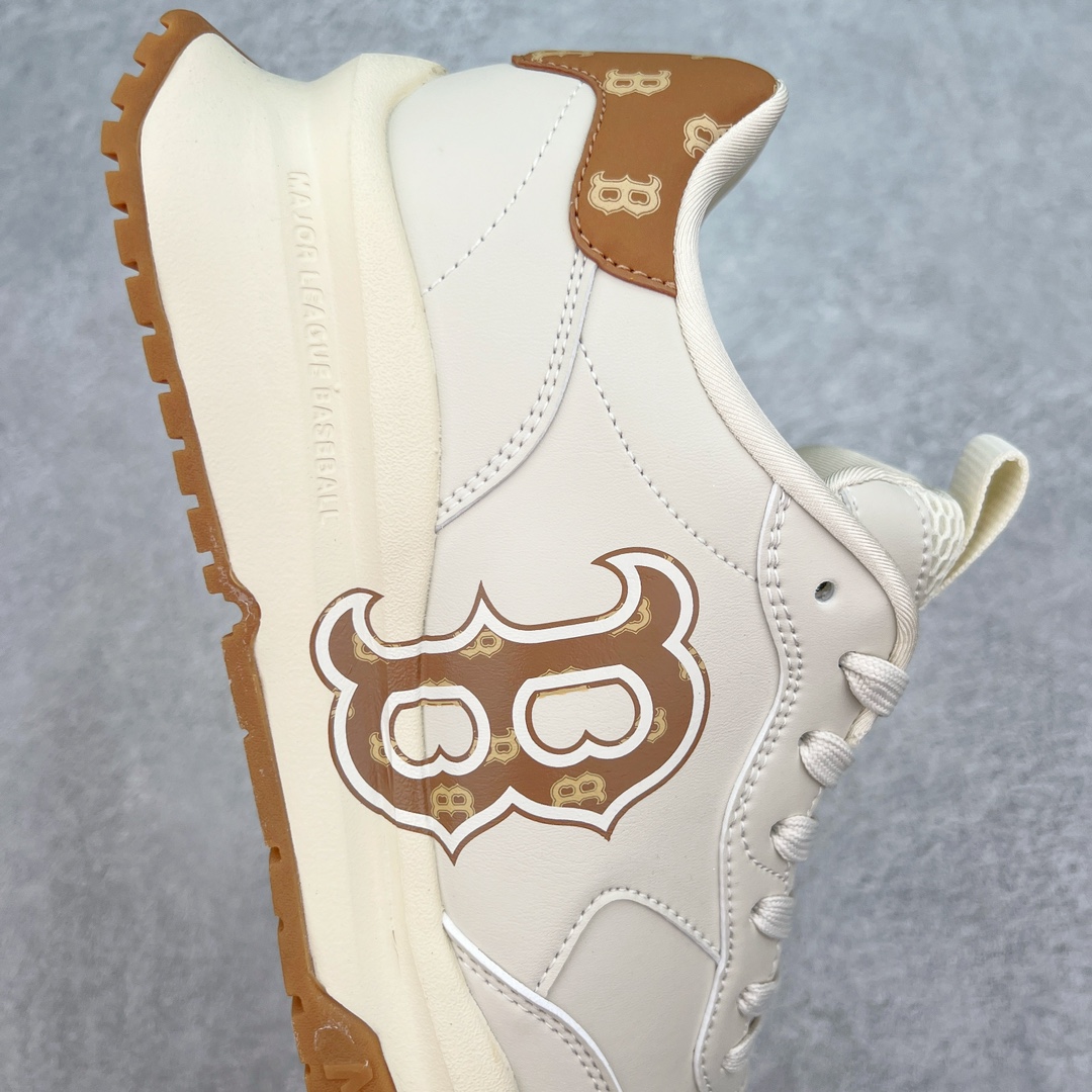 图片[6]-＃PB过验版 MLB Chunky Runner 2024S 复古印花老爹鞋系列低帮轻量增高厚底百搭休闲运动慢跑鞋 Korea韩国联名NY美国榄球纽约洋基队限定 目前可过轻松秒过各类鉴定 能操作的私聊 韩国代购专供 左脚内置NFC感应 区别市面贴纸假芯片 MLB专用菱形双针中底布 重点细节中底布带注胶孔 原厂NFC感应吊牌 支持鉴定 一个两位数 原盒原标 全套原楦原纸板原厂数据开发 中韩文保养标贴 绿色防霉片 平台代购专供 独家一比一RB+MD组合大底 高频后跟小人Logo精准对位立体饱满 正确网布加超迁鞋面 转印中底走线紧密 转印Logo工艺表层防刮不掉色 尺码：35 36 36.5 37.5 38 38.5 39 40 40.5 41 42 42.5 43 44 44.5 45-选品中心