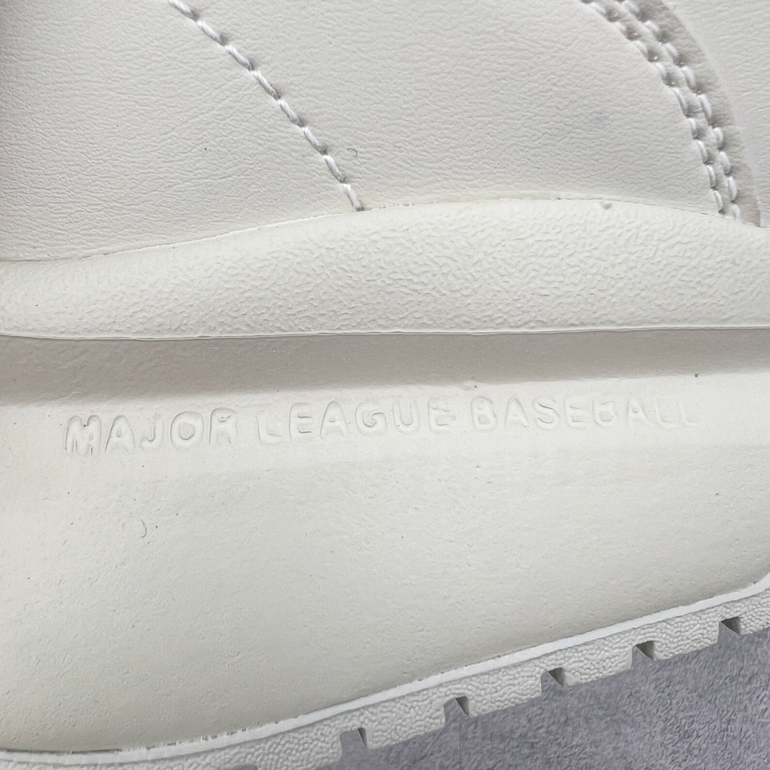 图片[13]-＃PB过验版 MLB Chunky Runner 2024S 复古印花老爹鞋系列低帮轻量增高厚底百搭休闲运动慢跑鞋 Korea韩国联名NY美国榄球纽约洋基队限定 目前可过轻松秒过各类鉴定 能操作的私聊 韩国代购专供 左脚内置NFC感应 区别市面贴纸假芯片 MLB专用菱形双针中底布 重点细节中底布带注胶孔 原厂NFC感应吊牌 支持鉴定 一个两位数 原盒原标 全套原楦原纸板原厂数据开发 中韩文保养标贴 绿色防霉片 平台代购专供 独家一比一RB+MD组合大底 高频后跟小人Logo精准对位立体饱满 正确网布加超迁鞋面 转印中底走线紧密 转印Logo工艺表层防刮不掉色 尺码：35 36 36.5 37.5 38 38.5 39 40 40.5 41 42 42.5 43 44 44.5 45-选品中心