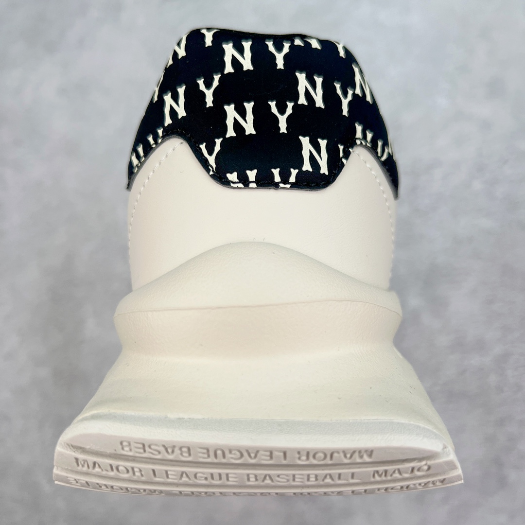 图片[8]-＃PB过验版 MLB Chunky Runner 2024S 复古印花老爹鞋系列低帮轻量增高厚底百搭休闲运动慢跑鞋 Korea韩国联名NY美国榄球纽约洋基队限定 目前可过轻松秒过各类鉴定 能操作的私聊 韩国代购专供 左脚内置NFC感应 区别市面贴纸假芯片 MLB专用菱形双针中底布 重点细节中底布带注胶孔 原厂NFC感应吊牌 支持鉴定 一个两位数 原盒原标 全套原楦原纸板原厂数据开发 中韩文保养标贴 绿色防霉片 平台代购专供 独家一比一RB+MD组合大底 高频后跟小人Logo精准对位立体饱满 正确网布加超迁鞋面 转印中底走线紧密 转印Logo工艺表层防刮不掉色 尺码：35 36 36.5 37.5 38 38.5 39 40 40.5 41 42 42.5 43 44 44.5 45-选品中心