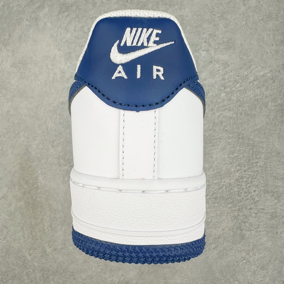 图片[8]-NK Air Force 1´07 Low 空军一号低帮百搭休闲运动板鞋 FJ4146-104 柔软、弹性十足的缓震性能和出色的中底设计 横跨复古与现代的外型结合 造就出风靡全球 三十多年的Force 1 直到今天还深受青睐 尺码：36 36.5 37.5 38 38.5 39 40 40.5 41 42 42.5 43 44 44.5 45-选品中心