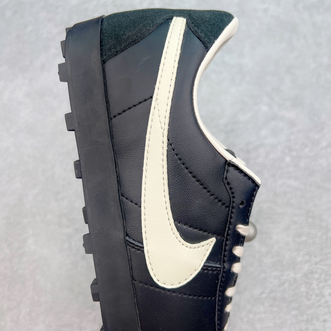 图片[6]-Bode x NK Astro Grabber SP\\\”Black Coconut Milk\\\”宇宙掠夺者系列低帮复古经典休闲运动鞋FJ9821-001 复刻经典球鞋Astro Grabber，与美国男装品牌Bode联名合作，推出两款配色。鞋型符合当下流行趋势，彰显复古身份。复刻一定是球鞋圈绕不开的话题，最近几年 Nike 带回了不少经典球鞋，让不少老玩家欣喜。最近 Nike 挖掘自家档案库，让 1974 年首次发布的 Nike Astro Grabber 重回玩家视野，并且上来就是联名合作。这次合作是同美国新锐品牌 Bode 的联名，这个男装品牌凭借创造性的使用蕾丝桌布等日常材料而闻名。双方带来两款配色，先来看第一双米色款，鞋面由独特编织纹理覆盖，鞋带点缀有小配饰，整体营造出的氛围感十分清新。鞋型方面符合当下流行趋势，超薄中底与扁平鞋面彰显其复古身份。另一双更有复古味道，全黑色皮革鞋面好打理，同时有一种老鞋的感觉，与 1974 的 Nike Astro Grabber 极为相似。尺码：36 36.5 37.5 38 38.5 39 40 40.5 41 42 42.5 43 44 44.5 45 46-选品中心