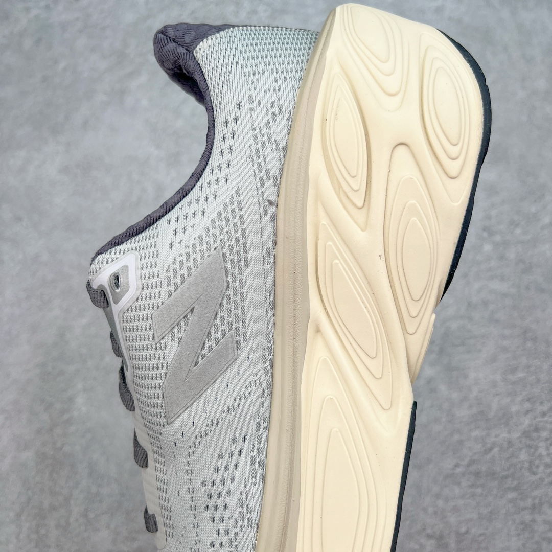 图片[7]-＃C版 New Balance Fresh Foam X Vongo NB新百伦 V5系列低帮轻量化厚底健身休闲运动慢跑鞋 原楦原纸版开发#采用一体式工程网眼鞋面及热熔Logo细节#中底嵌入Fresh Foam X 中底轻量化泡沫技术#组合防滑耐磨橡胶外底片❗️更厚更弹,NB舒适健步跑鞋!近赏｜无论是日常慢跑，还是City Walk，它都可轻松应对提起今年最流行的事情，想必在你所在的城市来一段City Walk，带给你久违的松弛感、治愈你柔软的需要的New Balance NB Vongo v5顶级稳定支撑跑鞋 | Vongo v5是New Balance顶级稳定支撑训练鞋，稳定性出色，功能强大，舒适度高。中底使用的是NB最新的Fresh Foam X泡棉，内嵌一款TPU板，增加稳定性。可以进行日常长距离训练。尺码：36 37 37.5 38 38.5 39.5 40 40.5 41.5 42 42.5 43 44 45-选品中心