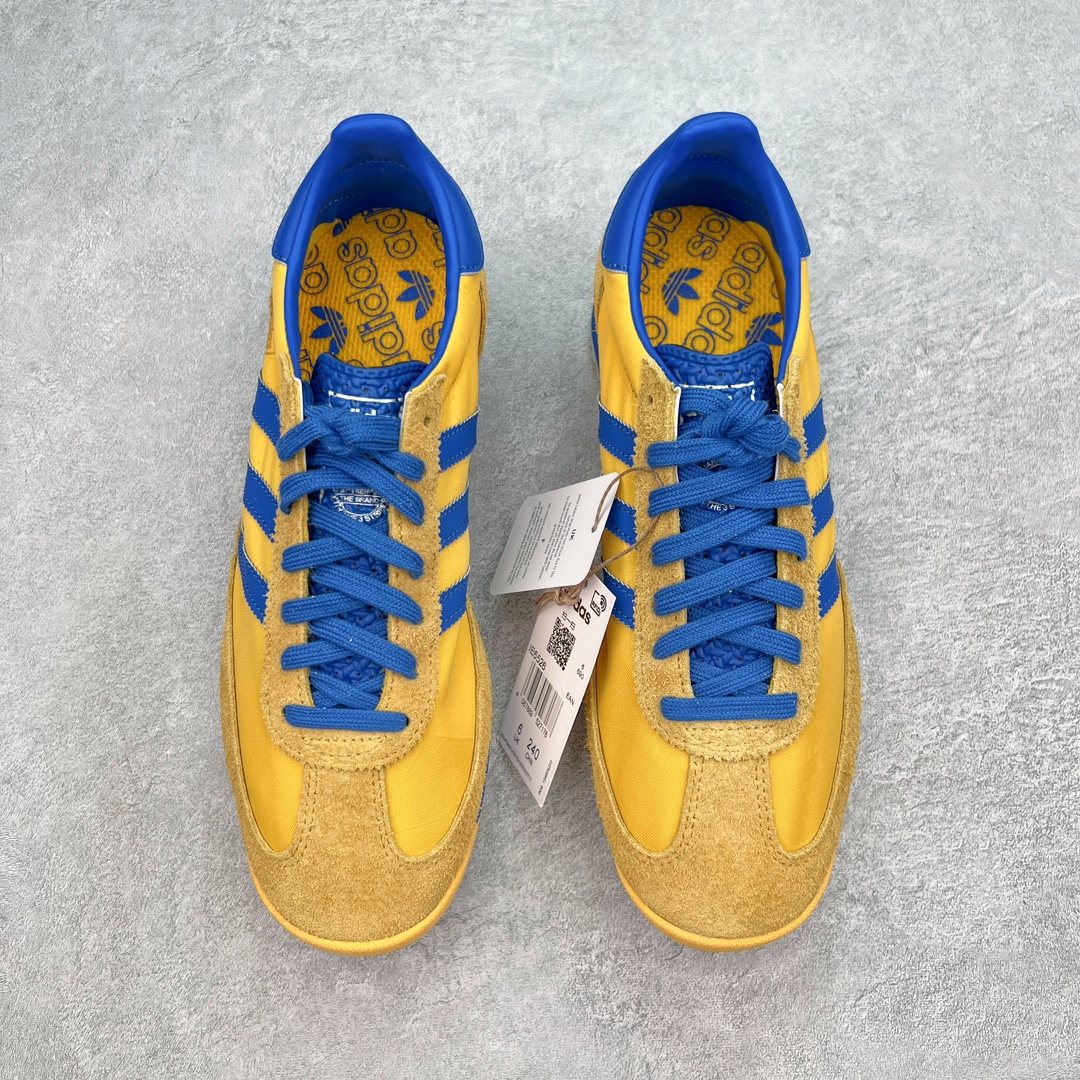 图片[2]-＃CS AD Wmns SL72 OG 系列德训足球风百搭低帮休闲运动板鞋 IE6526 采用高弹EVA+MODEL+RB三层组合底 区别市面RB一体大底 三层组合鞋底重量与原鞋一致 Originals 将有「T 头鞋」造型的诞生于 1972 年的 SL72 鞋款复刻带回 各位买鞋又有新选择了 1972 年 SL72 问世后 引领了后来阿迪达斯的跑鞋发展方向 其中「SL」代表了 Super Light 彰显了产品轻便的特性 1972 年 SL72 问世后 引领了后来阿迪达斯的跑鞋发展方向 其中「SL」代表了 Super Light 彰显了产品轻便的特性 这次 Originals 延续其轻质经典的基因 带来男女两款 SL72 男生款带来 SL72 RS 鞋型 RS 意为 Reshaped（重塑）鞋款在保留了经典的外观基础上 在尼龙材质里增加了填充物 使鞋型更加挺立和饱满 鞋头则更加圆润 鞋底的 EVA 材质则增加了鞋款的高度 女生款则带来 SL72 OG W 鞋型 OG 顾名思义则是致敬经典款式 相较于 RS（Reshaped）鞋款 鞋身更加纤细 其整体鞋身轮廓、线条、细节、材质上尊崇 70 年代 SL72 的设计 还原经典味道 尺码：36 36⅔ 37⅓ 38 38⅔ 39⅓ 40 40⅔ 41⅓ 42 42⅔ 43⅓ 44 44⅔ 45-选品中心