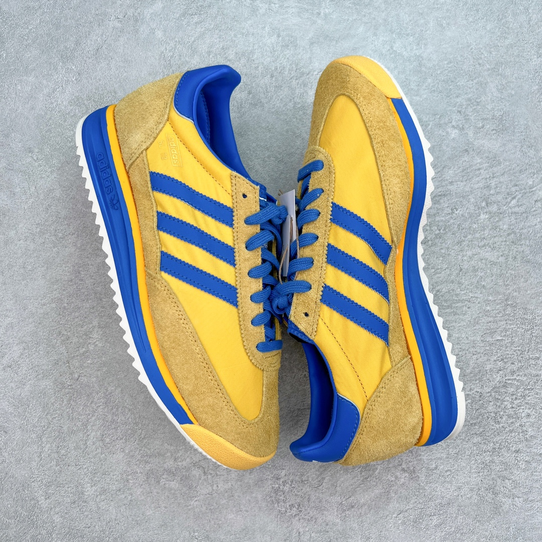 图片[3]-＃CS AD Wmns SL72 OG 系列德训足球风百搭低帮休闲运动板鞋 IE6526 采用高弹EVA+MODEL+RB三层组合底 区别市面RB一体大底 三层组合鞋底重量与原鞋一致 Originals 将有「T 头鞋」造型的诞生于 1972 年的 SL72 鞋款复刻带回 各位买鞋又有新选择了 1972 年 SL72 问世后 引领了后来阿迪达斯的跑鞋发展方向 其中「SL」代表了 Super Light 彰显了产品轻便的特性 1972 年 SL72 问世后 引领了后来阿迪达斯的跑鞋发展方向 其中「SL」代表了 Super Light 彰显了产品轻便的特性 这次 Originals 延续其轻质经典的基因 带来男女两款 SL72 男生款带来 SL72 RS 鞋型 RS 意为 Reshaped（重塑）鞋款在保留了经典的外观基础上 在尼龙材质里增加了填充物 使鞋型更加挺立和饱满 鞋头则更加圆润 鞋底的 EVA 材质则增加了鞋款的高度 女生款则带来 SL72 OG W 鞋型 OG 顾名思义则是致敬经典款式 相较于 RS（Reshaped）鞋款 鞋身更加纤细 其整体鞋身轮廓、线条、细节、材质上尊崇 70 年代 SL72 的设计 还原经典味道 尺码：36 36⅔ 37⅓ 38 38⅔ 39⅓ 40 40⅔ 41⅓ 42 42⅔ 43⅓ 44 44⅔ 45-选品中心