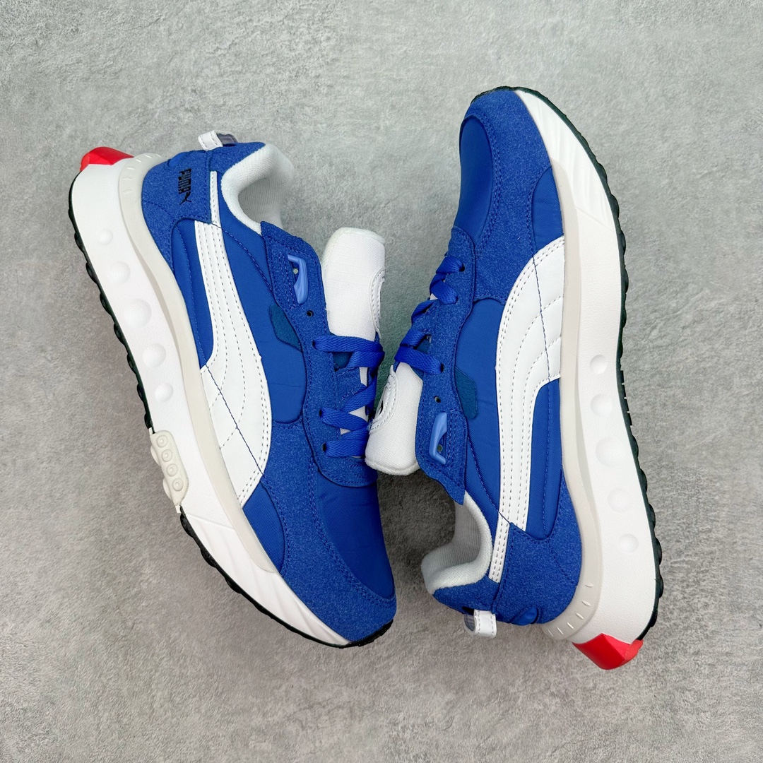 图片[3]-PUMA Wild Rider Rollin Vintage Wild Rider MEX 彪马防滑耐磨低帮综合训练鞋 PUMA Wild Rider 的设计灵感来自PUMA Rider，在经典的设计蓝本之上，PUMA为它注入了全新的时代气息，并且运用了结构设计理念。PUMA标志性的浓烈色彩搭配加上新型材料的运用，打造出复古与未来风格的完美平衡，爆发潮酷无限活力。作为一款复古跑鞋，在穿着的舒适度方面PUMA Wild Rider自然表现出色，Riderfoam技术的加入令PUMA Wild Rider的舒适性大大提升。在鞋面材质的选择上，PUMA选用了皮革材质以保留PUMA Wild Rider的复古风格，多种不同的皮革材质，营造出PUMA Wild Rider特殊的层次感，后跟提带增强了穿脱的便捷性。而加厚加宽设计的中底，则赋予了PUMA Wild Rider更高层次的未来气息。尺码：36 36.5 37.5 38 38.5 39 40 40.5 41 42 42.5 43 44 44.5 45-选品中心