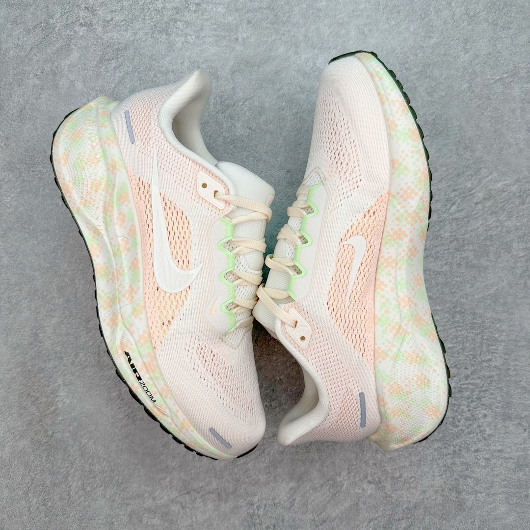 图片[3]-NK Zoom Pegasus 飞马41代马拉松系列网面透气缓震疾速跑鞋 拥有 Zoom Air 一如既往的稳定感和流畅感 鞋面采用工程网眼设计 为特定高热区域营造出色透气性 进一步增加鞋面的穿孔数量 让足部能够快速散热 中足搭配 Flywire 飞线 在高速运动时营造舒适稳定的贴合感 内置Zoon气垫加持 动力十足 货号：HM5539-133 尺码：36 36.5 37.5 38 38.5 39 40 40.5 41 42 42.5 43 44 44.5 45-选品中心