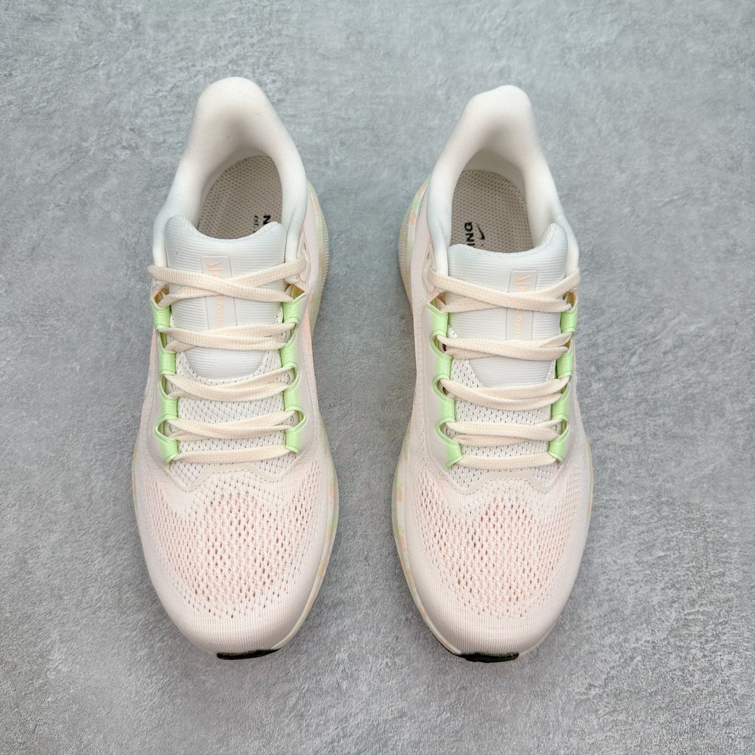 图片[2]-NK Zoom Pegasus 飞马41代马拉松系列网面透气缓震疾速跑鞋 拥有 Zoom Air 一如既往的稳定感和流畅感 鞋面采用工程网眼设计 为特定高热区域营造出色透气性 进一步增加鞋面的穿孔数量 让足部能够快速散热 中足搭配 Flywire 飞线 在高速运动时营造舒适稳定的贴合感 内置Zoon气垫加持 动力十足 货号：HM5539-133 尺码：36 36.5 37.5 38 38.5 39 40 40.5 41 42 42.5 43 44 44.5 45-选品中心