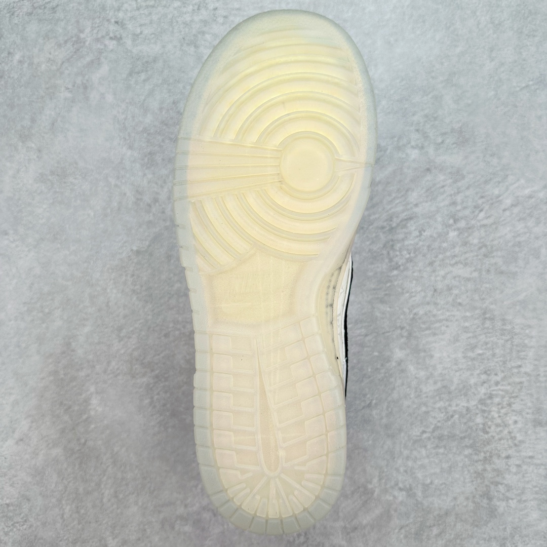 图片[9]-NK Dunk Low 定制配色 CR8033-501 大厂出品 极力推荐 原装头层材料 独家版型蒸餾加工帶來的是更好的视觉和脚感体验大厂纯原品质出货 清洁度 电绣工艺 皮料切割干净无任何毛边 细节完美 尺码：36 36.5 37.5 38 38.5 39 40 40.5 41 42 42.5 43 44 44.5 45 46 47.5-选品中心