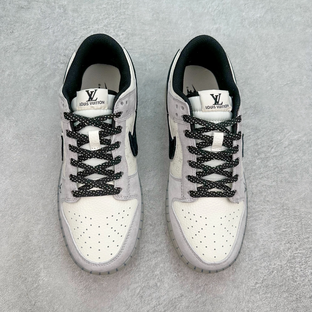 图片[2]-NK Dunk Low 定制配色 CR8033-501 大厂出品 极力推荐 原装头层材料 独家版型蒸餾加工帶來的是更好的视觉和脚感体验大厂纯原品质出货 清洁度 电绣工艺 皮料切割干净无任何毛边 细节完美 尺码：36 36.5 37.5 38 38.5 39 40 40.5 41 42 42.5 43 44 44.5 45 46 47.5-选品中心