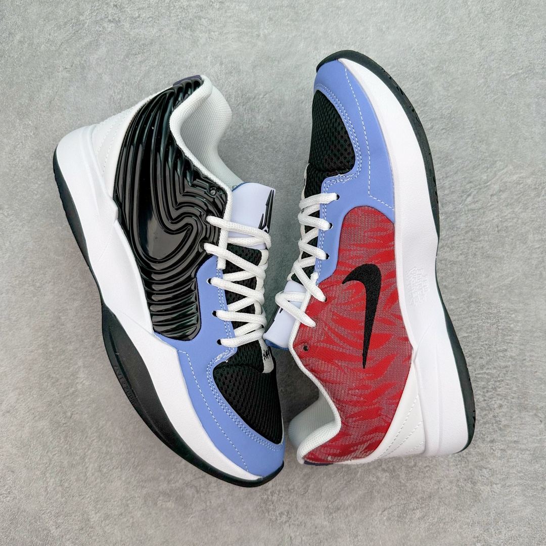 图片[3]-NK JA 1 莫兰特二代实战篮球鞋 JA2的设计语言并未发生翻天覆地的变化，但却在细节上做足了功夫。鞋面采用的大面积皮质材料，不仅提升了整体的质感，还为这双2代注入了浓郁的复古气息。环绕Swoosh标志的涟漪纹理，成为了JA2最吸引眼球的特征之一，犹如水面上轻轻荡漾的波纹，寓意着莫兰特在篮球场上的灵动与变幻。而后跟处保留的经典12：AM字样，搭配下方如贝壳般的线条设计，既是对一代的致敬，也是对未来的展望。这些细节无一不在诉说着，这不仅仅是一双篮球鞋，它是莫兰特篮球哲学的体现，是他在篮球之路上每一步的见证。尺码：40 40.5 41 42 42.5 43 44 44.5 45 46-选品中心