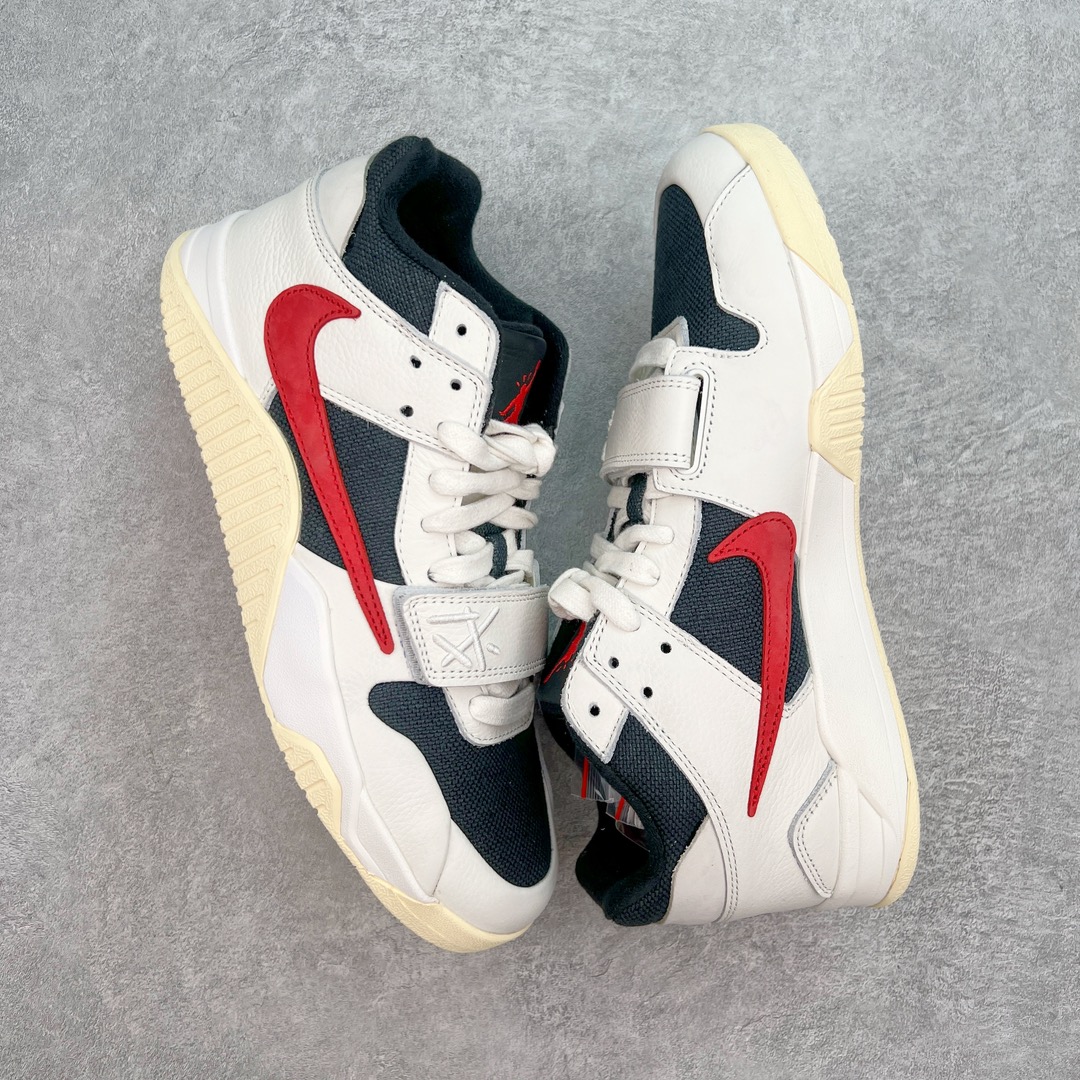 图片[3]-＃Y3纯原 Travis Scott x Jordan AJ Cut The Check TS倒钩联名魔术贴篮球鞋 白黑红 FZ8117-101 注意默认配原盒盒子配套布袋不用加钱 退货丢失扣30元 原厂全套原楦原纸板冲刀磨具开发 原厂皮料加持 原厂港宝加持定型后跟R度完美 同源原厂电绣 鬼脸飞翼针数密度立体效果一致 百分百一致原鞋 原厂拉帮工艺 针距密度一致 后跟弧度收口自然不对折 极致一眼正品既视感 进口玻璃冲刀皮料裁剪零毛边 全鞋电脑针车工艺 品控清洁度最高QC检验标准 免检产品 原厂订购鞋盒、布袋、鞋标、防尘纸、鞋撑、鞋带 追求极致的原厂味道 配色方面采用白色为基础 搭配棕色框架呈现 完美还原了初代倒钩的配色设计 细节方面 标志性的反钩Swoosh采用米色点缀 鞋面还带有特殊的魔术贴细节 此外在鞋舌、后跟部分均带有Cactus Jack厂牌Logo 彰显鞋款特殊身份 尺码：36 36.5 37.5 38 38.5 39 40 40.5 41 42 42.5 43 44 44.5 45 46 47.5 48.5-选品中心