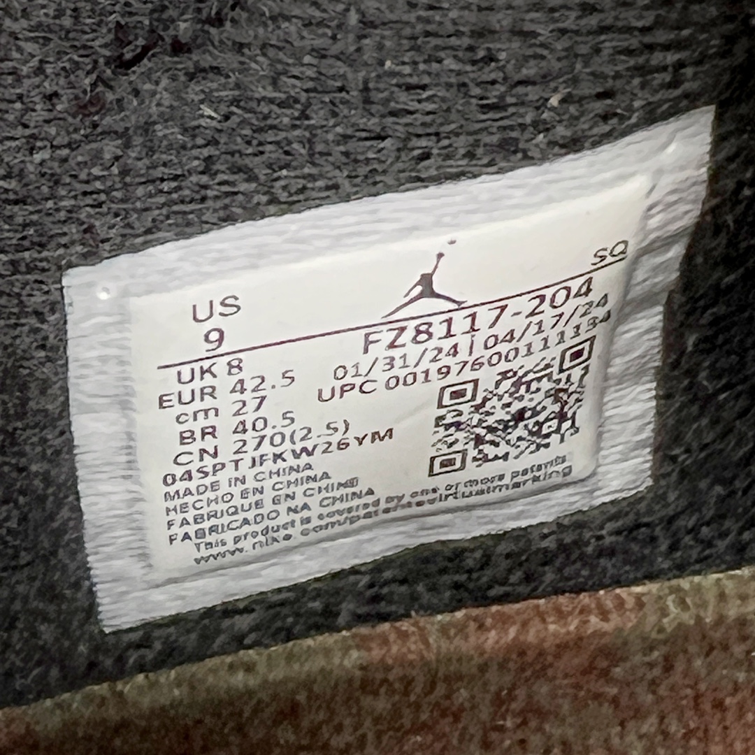 图片[11]-＃Y3纯原 Travis Scott x Jordan AJ Cut The Check TS倒钩联名魔术贴篮球鞋 黑棕 FZ8117-204 注意默认配原盒盒子配套布袋不用加钱 退货丢失扣30元 原厂全套原楦原纸板冲刀磨具开发 原厂皮料加持 原厂港宝加持定型后跟R度完美 同源原厂电绣 鬼脸飞翼针数密度立体效果一致 百分百一致原鞋 原厂拉帮工艺 针距密度一致 后跟弧度收口自然不对折 极致一眼正品既视感 进口玻璃冲刀皮料裁剪零毛边 全鞋电脑针车工艺 品控清洁度最高QC检验标准 免检产品 原厂订购鞋盒、布袋、鞋标、防尘纸、鞋撑、鞋带 追求极致的原厂味道 配色方面采用白色为基础 搭配棕色框架呈现 完美还原了初代倒钩的配色设计 细节方面 标志性的反钩Swoosh采用米色点缀 鞋面还带有特殊的魔术贴细节 此外在鞋舌、后跟部分均带有Cactus Jack厂牌Logo 彰显鞋款特殊身份 尺码：36 36.5 37.5 38 38.5 39 40 40.5 41 42 42.5 43 44 44.5 45 46 47.5 48.5-选品中心