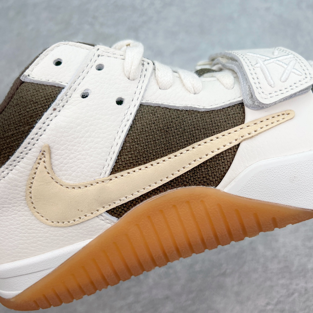 图片[11]-＃Y3纯原 Travis Scott x Jordan AJ Cut The Check TS倒钩联名魔术贴篮球鞋 军绿白 FZ8117-100 注意默认配原盒盒子配套布袋不用加钱 退货丢失扣30元 原厂全套原楦原纸板冲刀磨具开发 原厂皮料加持 原厂港宝加持定型后跟R度完美 同源原厂电绣 鬼脸飞翼针数密度立体效果一致 百分百一致原鞋 原厂拉帮工艺 针距密度一致 后跟弧度收口自然不对折 极致一眼正品既视感 进口玻璃冲刀皮料裁剪零毛边 全鞋电脑针车工艺 品控清洁度最高QC检验标准 免检产品 原厂订购鞋盒、布袋、鞋标、防尘纸、鞋撑、鞋带 追求极致的原厂味道 配色方面采用白色为基础 搭配棕色框架呈现 完美还原了初代倒钩的配色设计 细节方面 标志性的反钩Swoosh采用米色点缀 鞋面还带有特殊的魔术贴细节 此外在鞋舌、后跟部分均带有Cactus Jack厂牌Logo 彰显鞋款特殊身份 尺码：36 36.5 37.5 38 38.5 39 40 40.5 41 42 42.5 43 44 44.5 45 46 47.5 48.5-选品中心